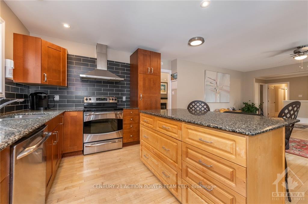 Photo 7 of 64 Banting Way, Ottawa, Kanata - Beaverbrook — HOMEH