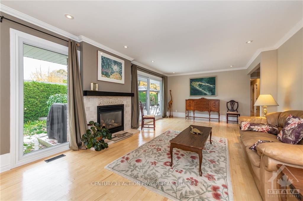Photo 10 of 64 Banting Way, Ottawa, Kanata - Beaverbrook — HOMEH