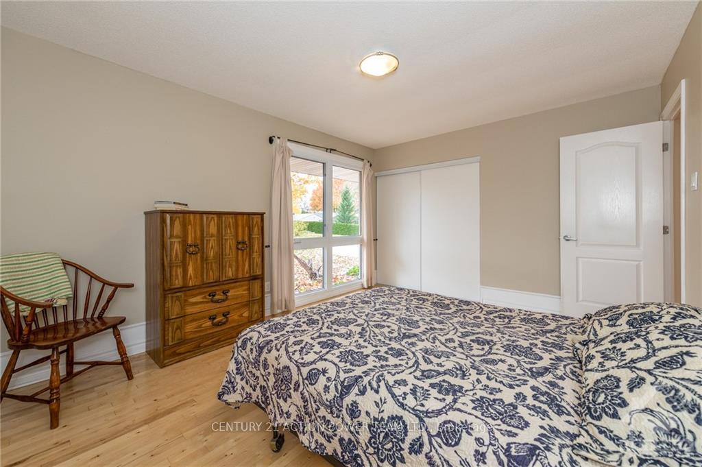Photo 18 of 64 Banting Way, Ottawa, Kanata - Beaverbrook — HOMEH