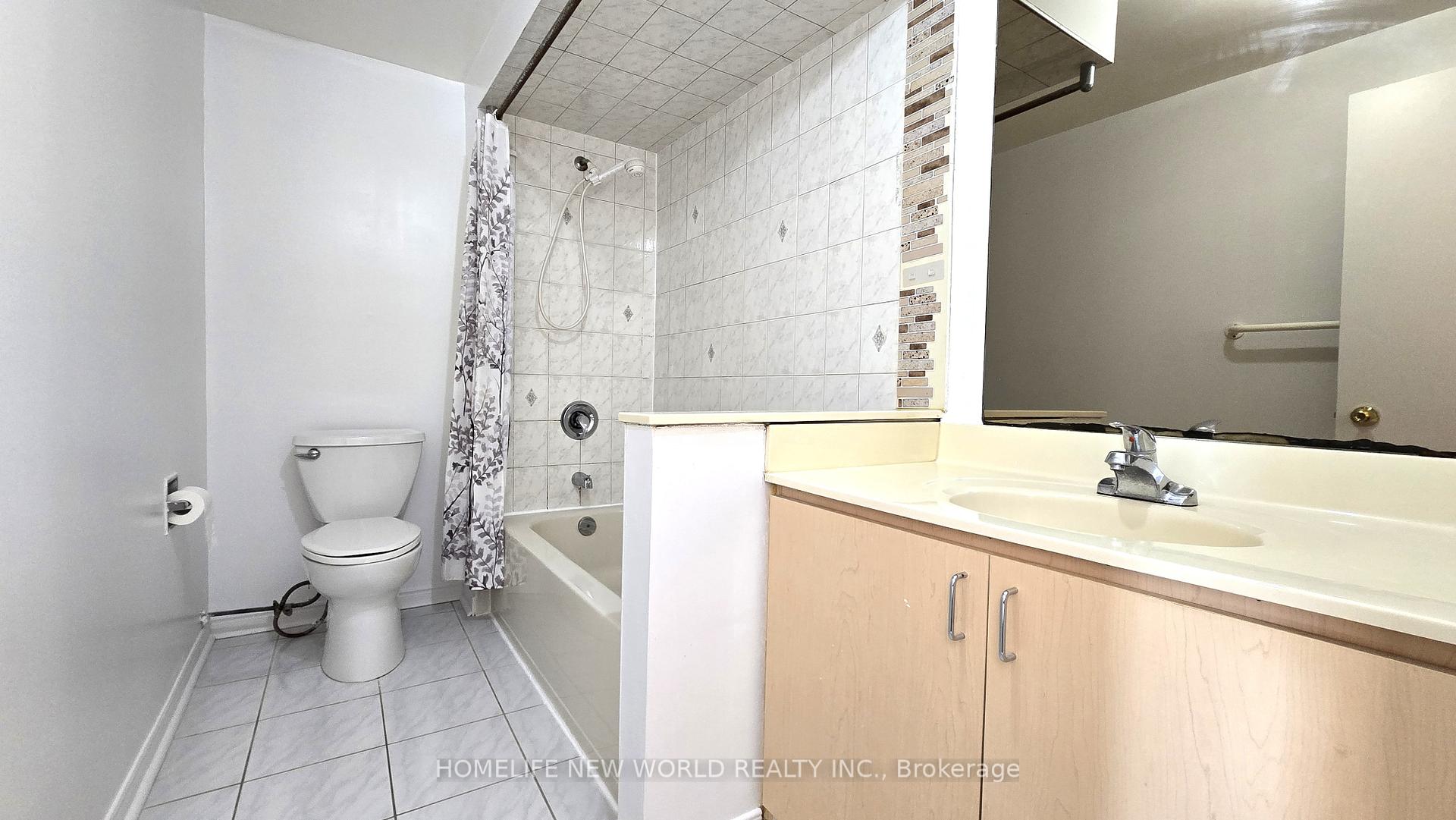 Photo 9 of 72 Pepperell Crescent, Markham, Milliken Mills West — HOMEH
