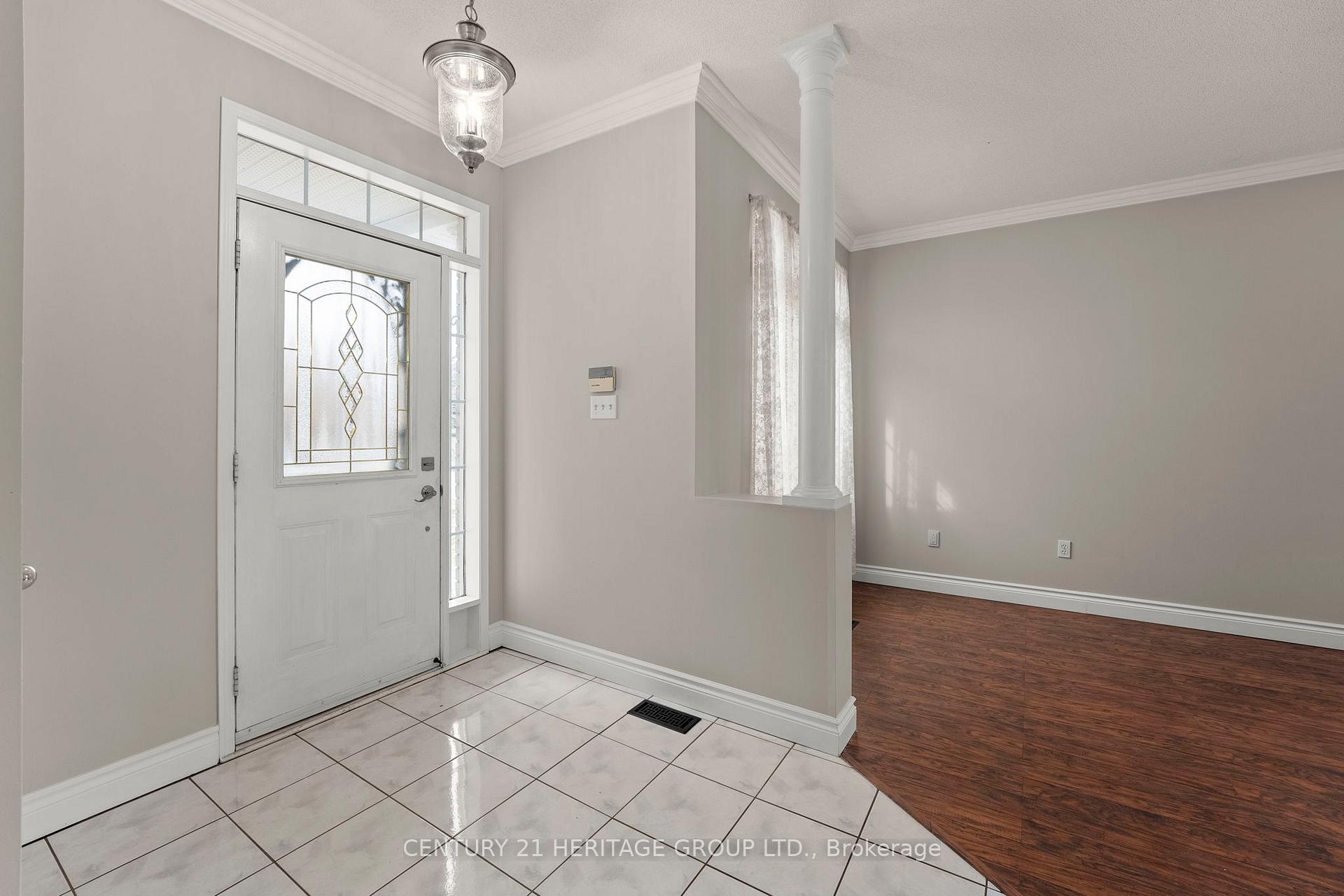 Photo 6 of 1901 Emerald Court, Innisfil, Alcona — HOMEH