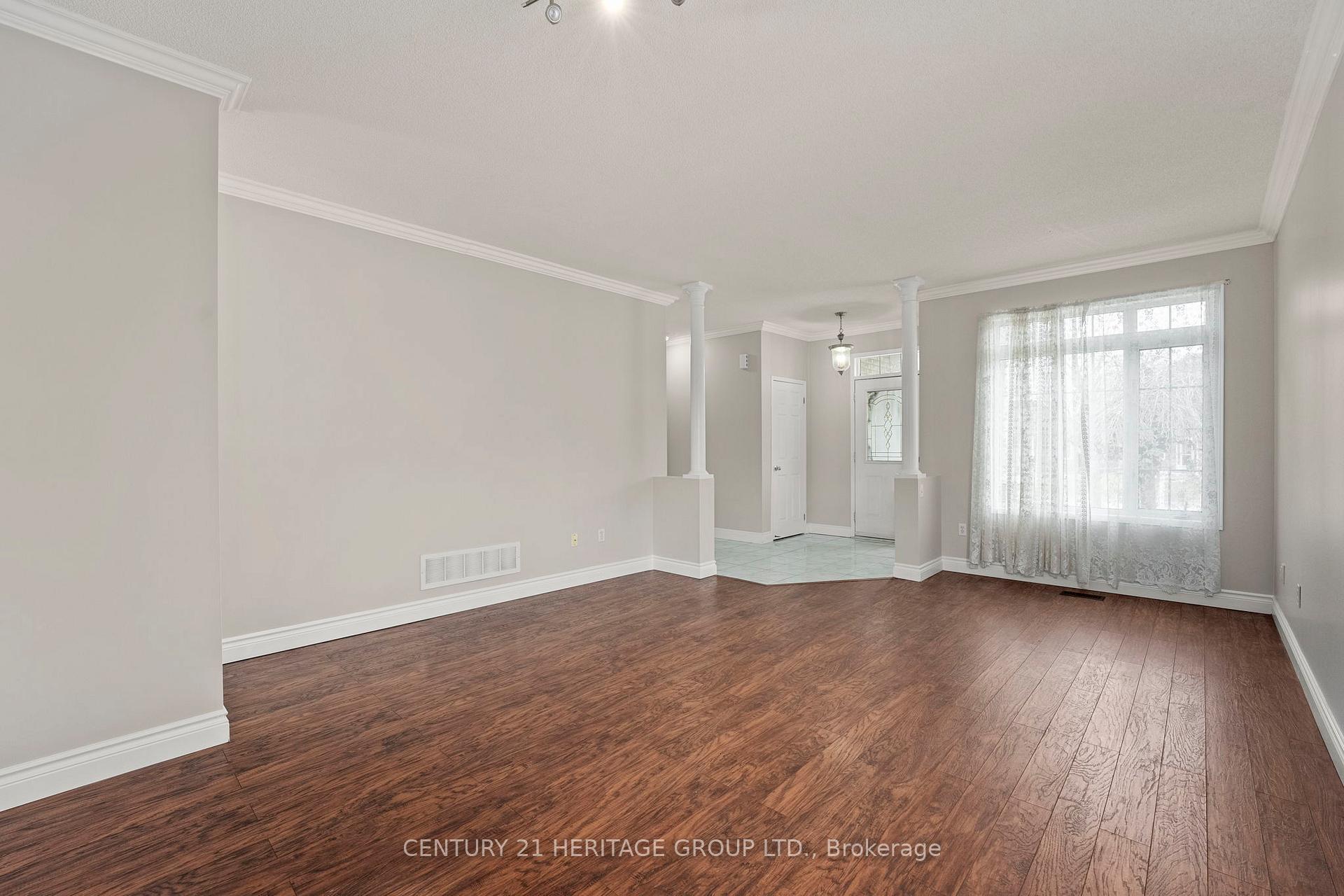 Photo 9 of 1901 Emerald Court, Innisfil, Alcona — HOMEH