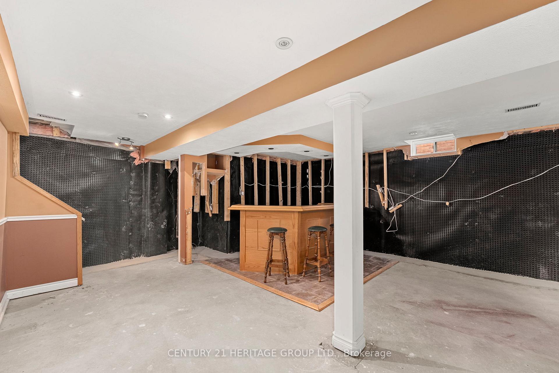 Photo 26 of 1901 Emerald Court, Innisfil, Alcona — HOMEH
