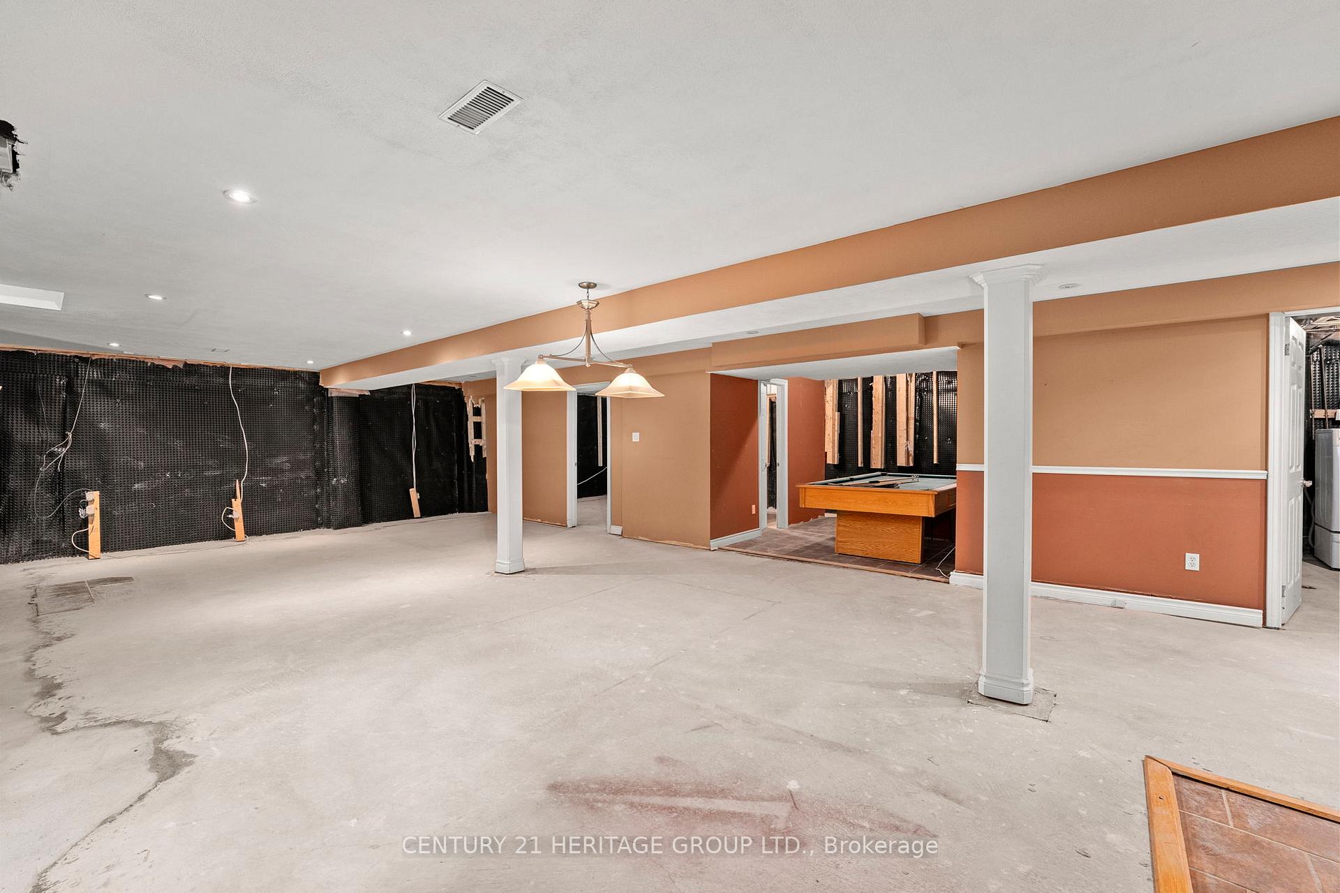 Photo 27 of 1901 Emerald Court, Innisfil, Alcona — HOMEH