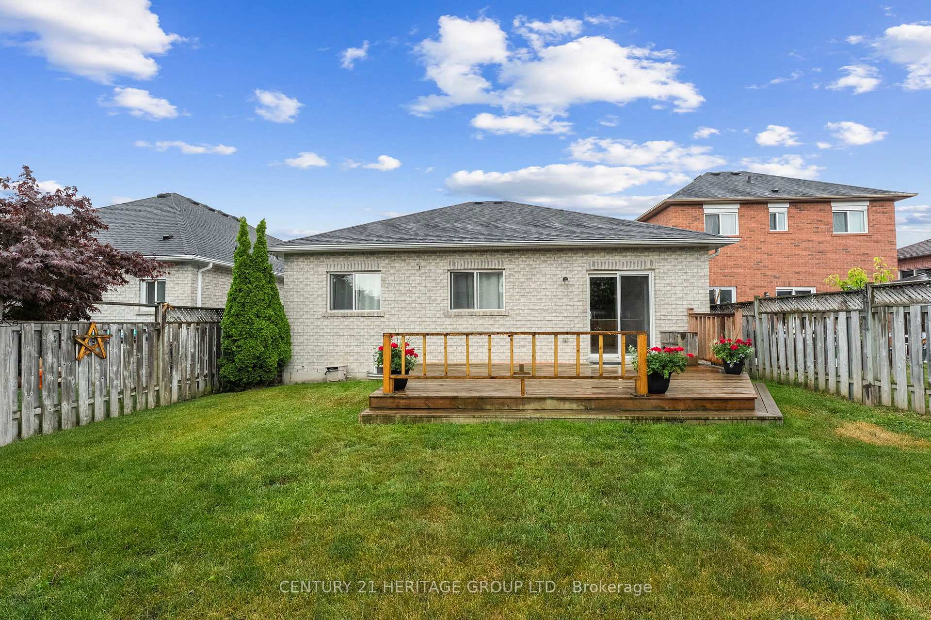Photo 31 of 1901 Emerald Court, Innisfil, Alcona — HOMEH