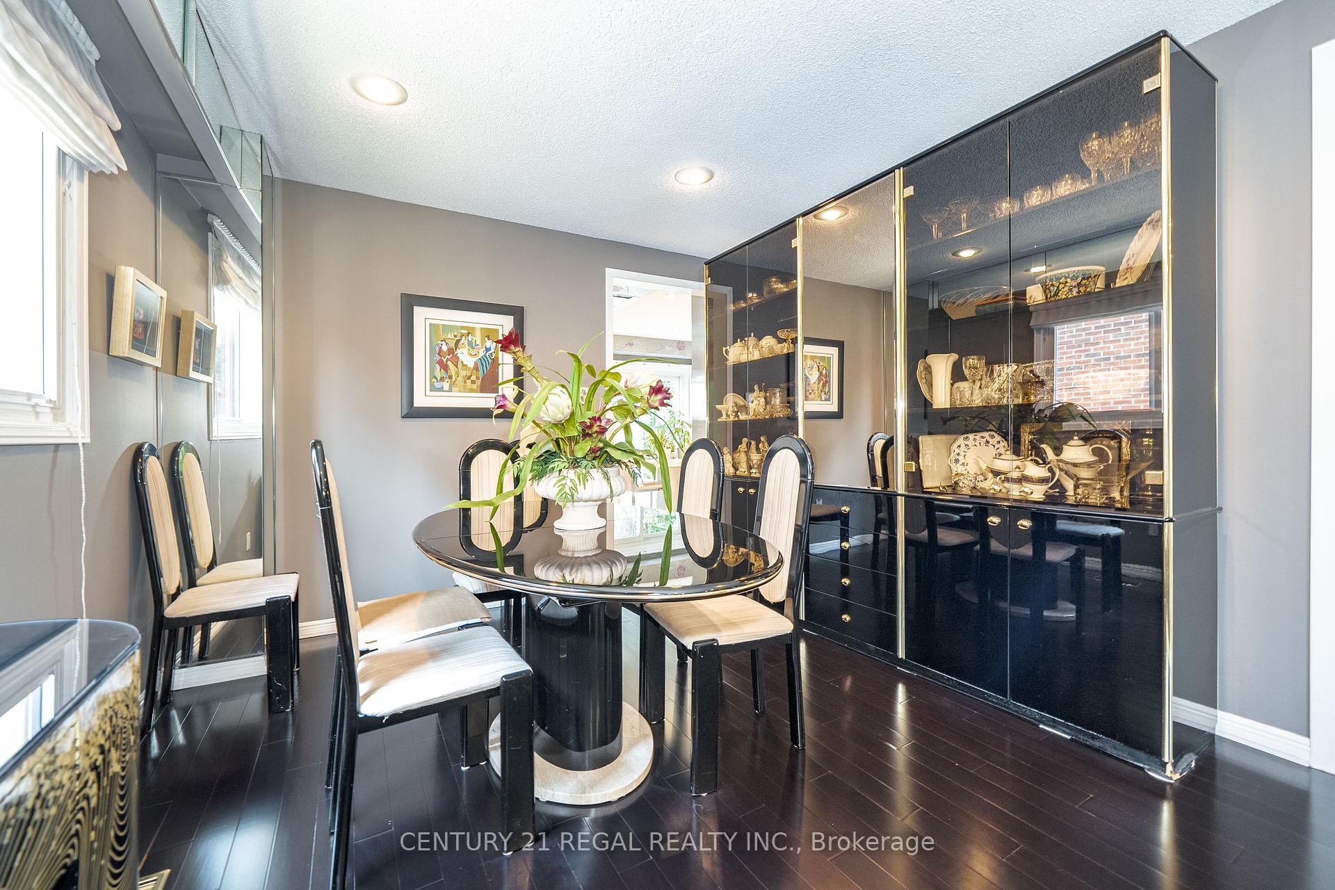 Photo 5 of 36 Lindemann Street, Markham, Aileen-Willowbrook — HOMEH