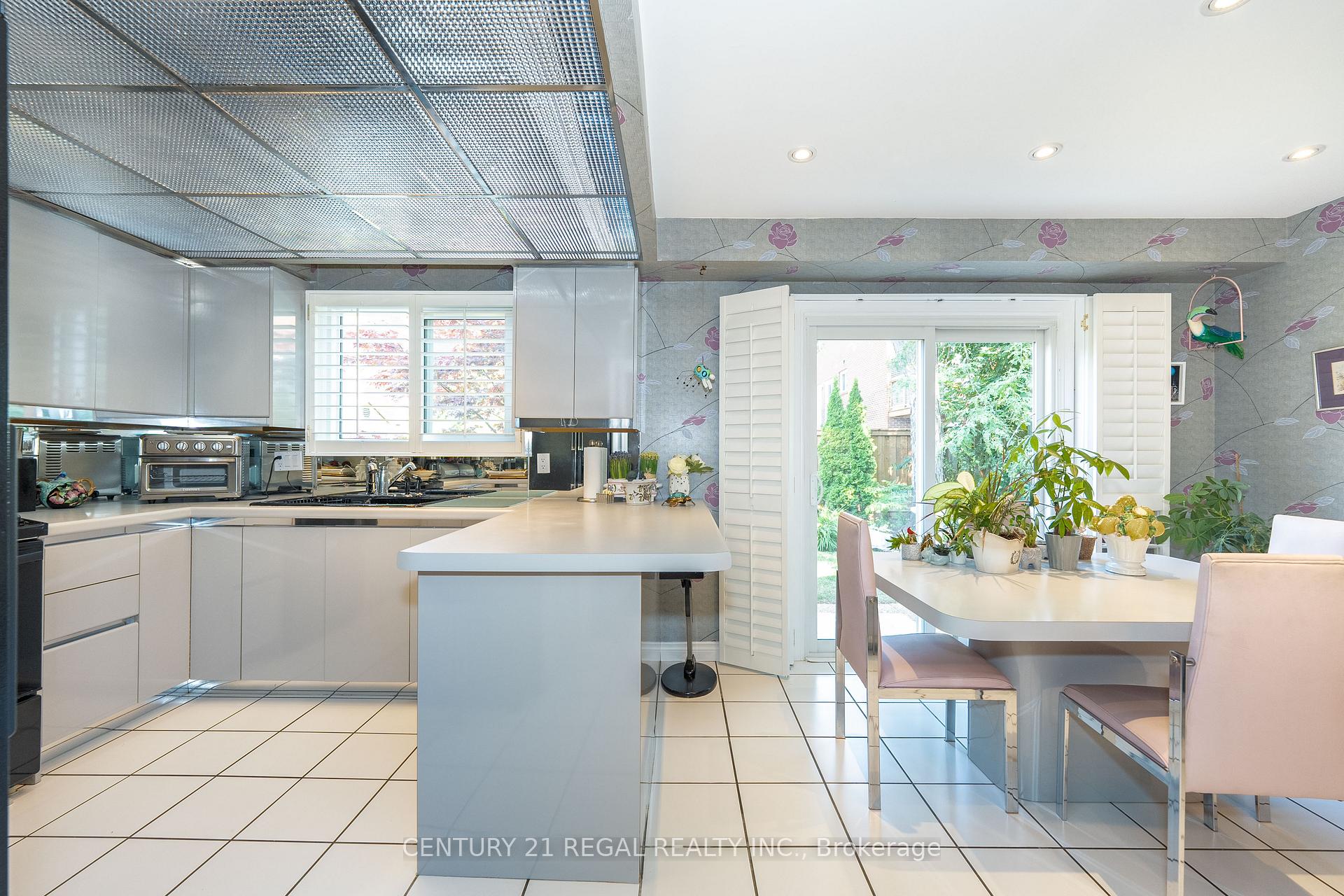 Photo 9 of 36 Lindemann Street, Markham, Aileen-Willowbrook — HOMEH