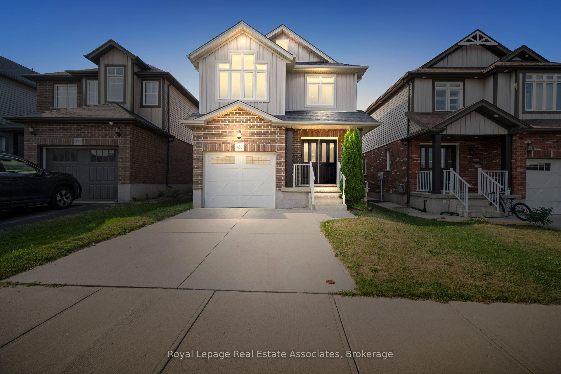 Photo 1 of 439 Moorlands Crescent, Kitchener — HOMEH