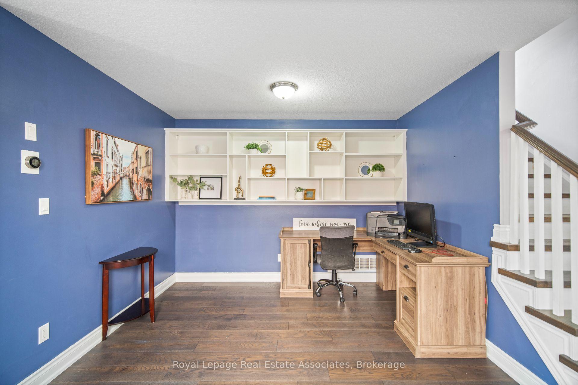 Photo 4 of 439 Moorlands Crescent, Kitchener — HOMEH