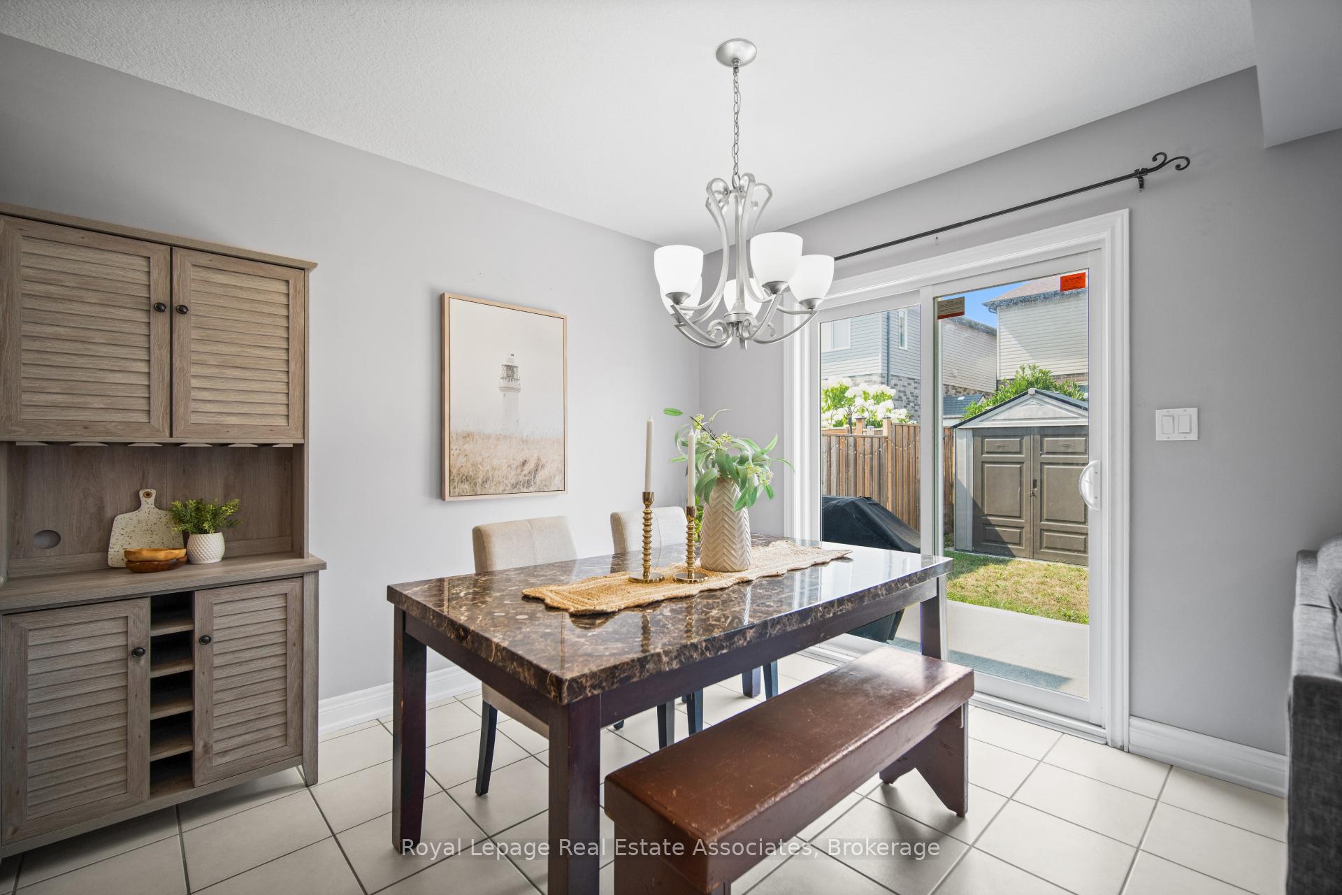 Photo 11 of 439 Moorlands Crescent, Kitchener — HOMEH