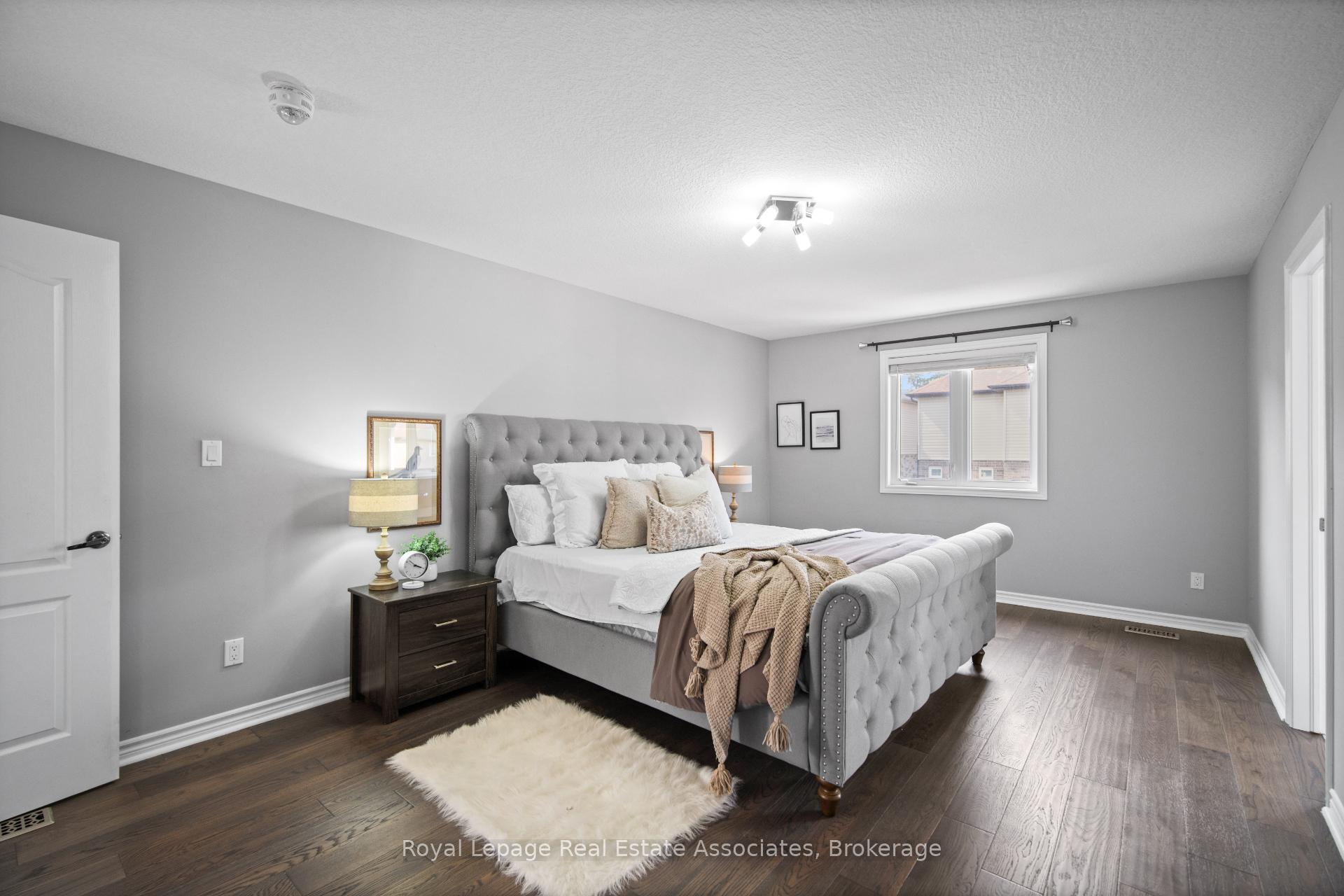 Photo 19 of 439 Moorlands Crescent, Kitchener — HOMEH