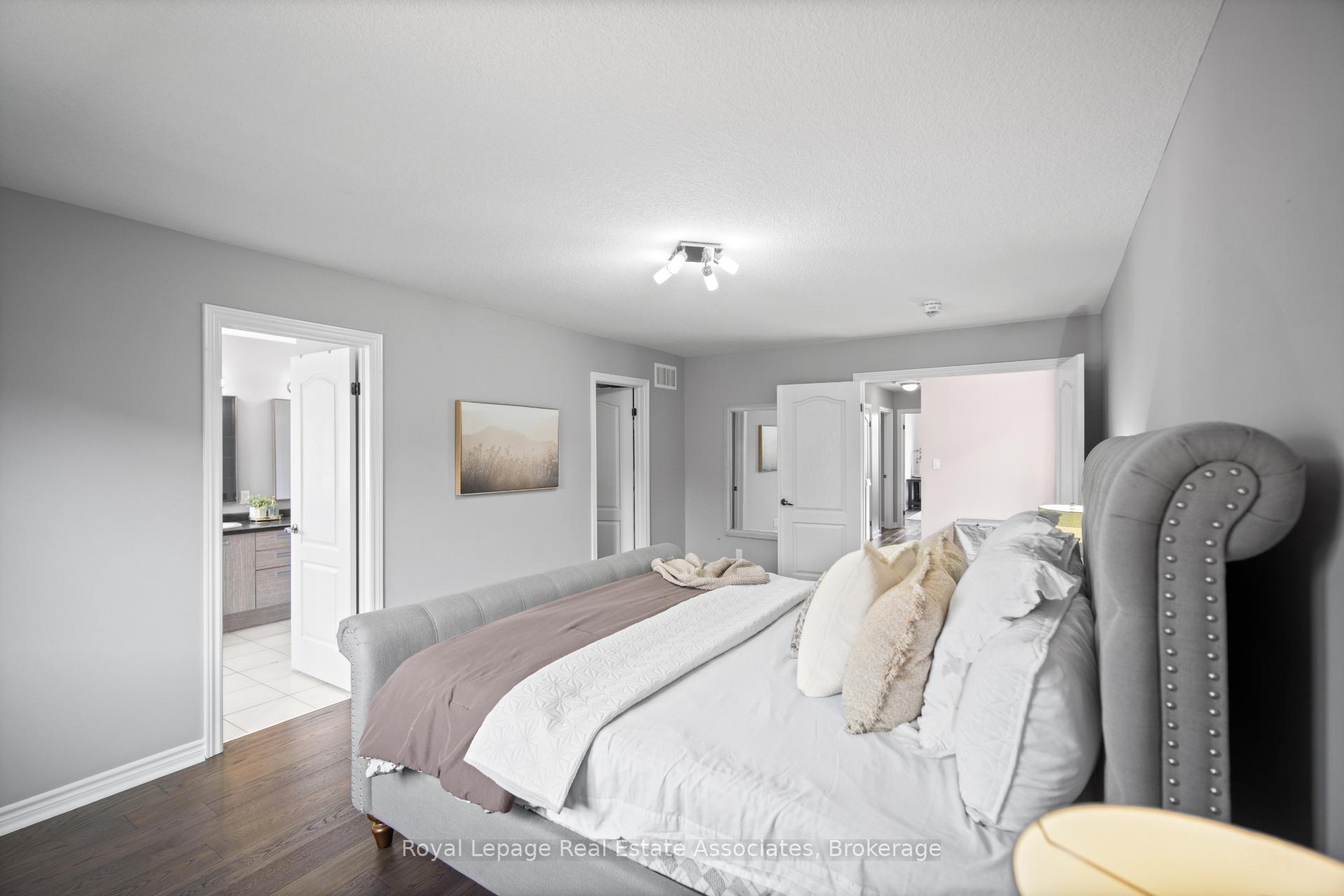 Photo 22 of 439 Moorlands Crescent, Kitchener — HOMEH