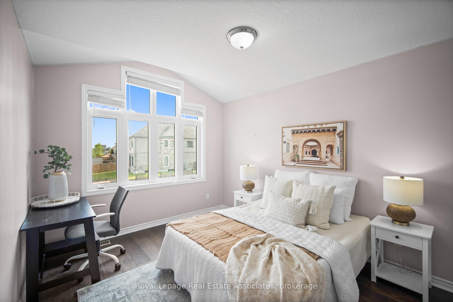 Photo 27 of 439 Moorlands Crescent, Kitchener — HOMEH