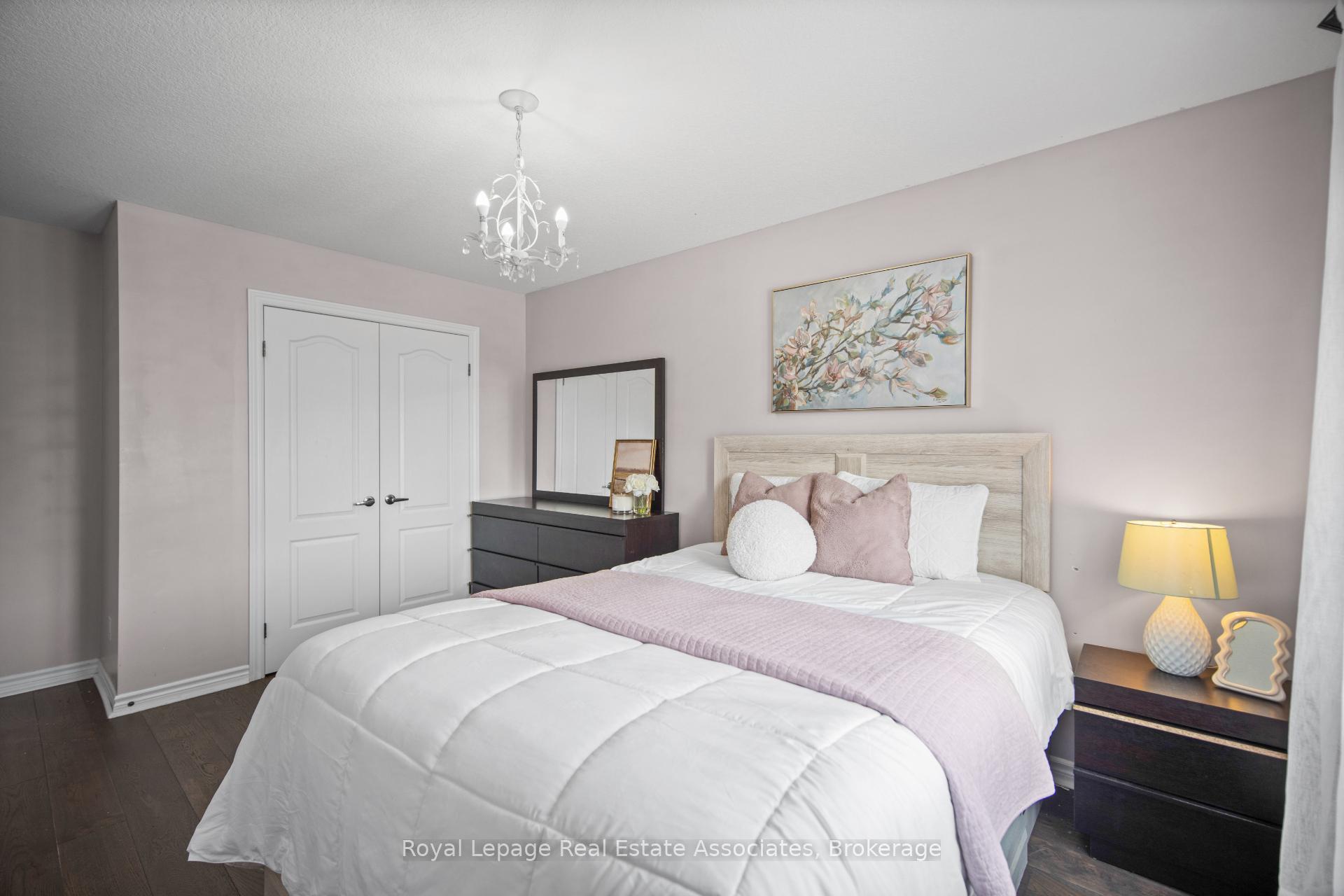 Photo 33 of 439 Moorlands Crescent, Kitchener — HOMEH