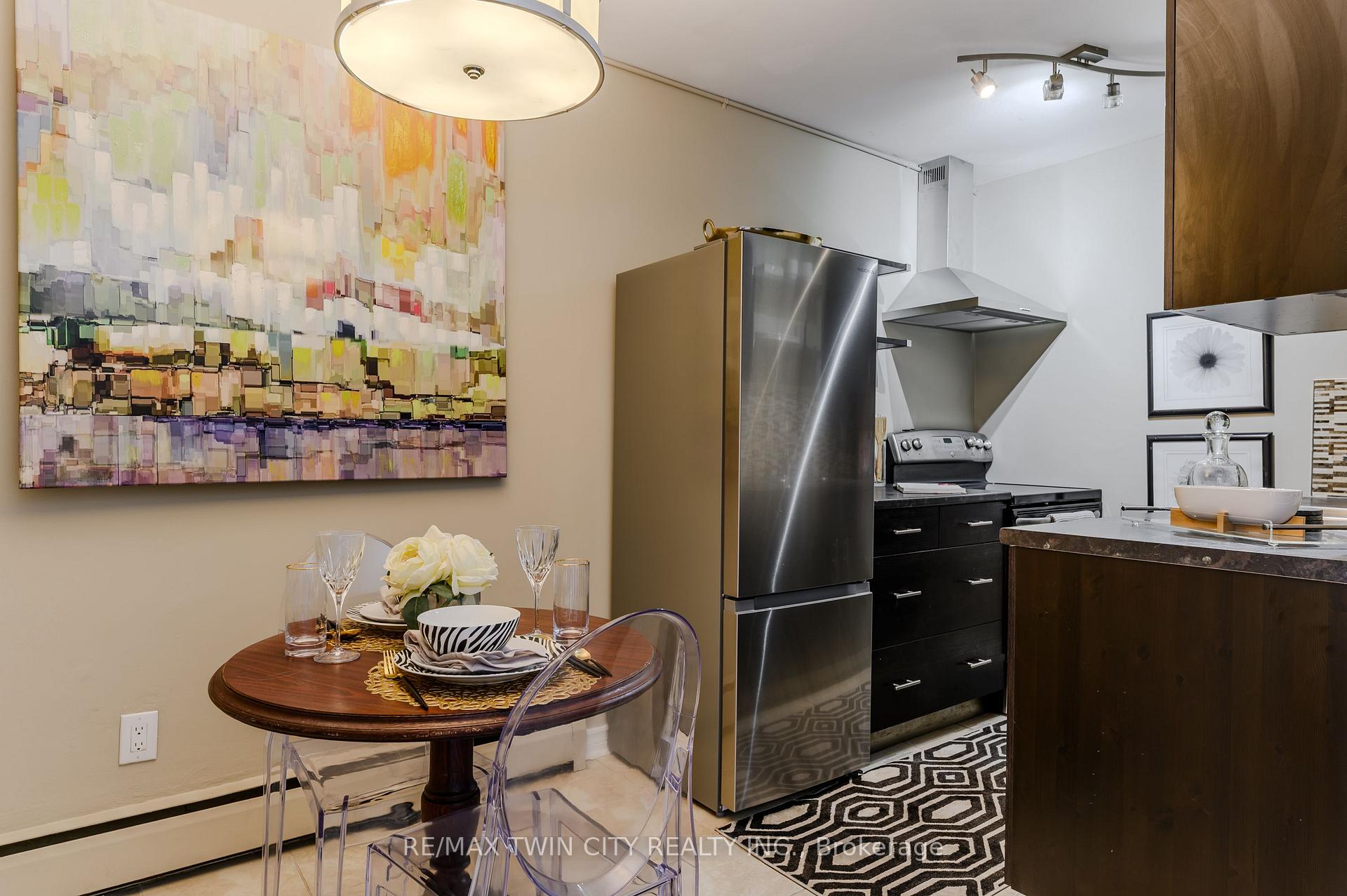 Photo 8 of Unit 102, 200 Charlton Avenue E, Hamilton, Corktown — HOMEH