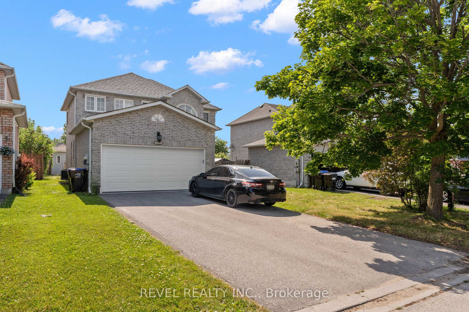 Photo 1 of 1850 Mill Street, Innisfil, Alcona — HOMEH