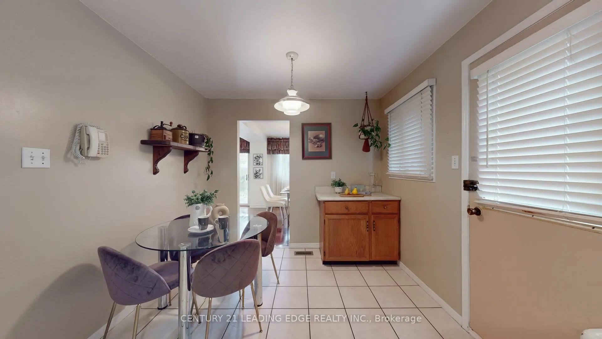 Photo 16 of 6 Adrian Crescent, Markham, Raymerville — HOMEH