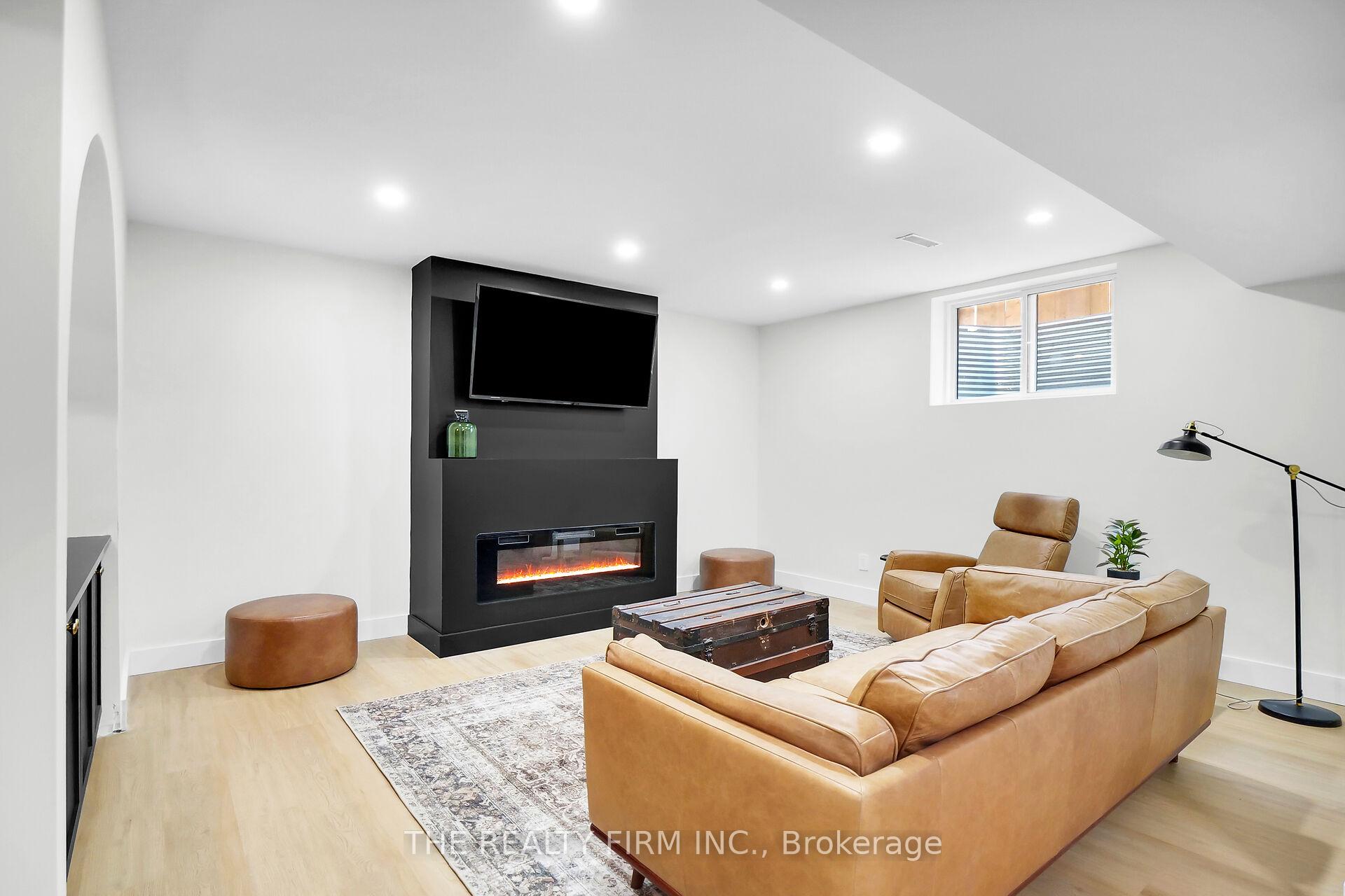 Photo 24 of 140 Scotts Drive, Lucan Biddulph, Lucan — HOMEH