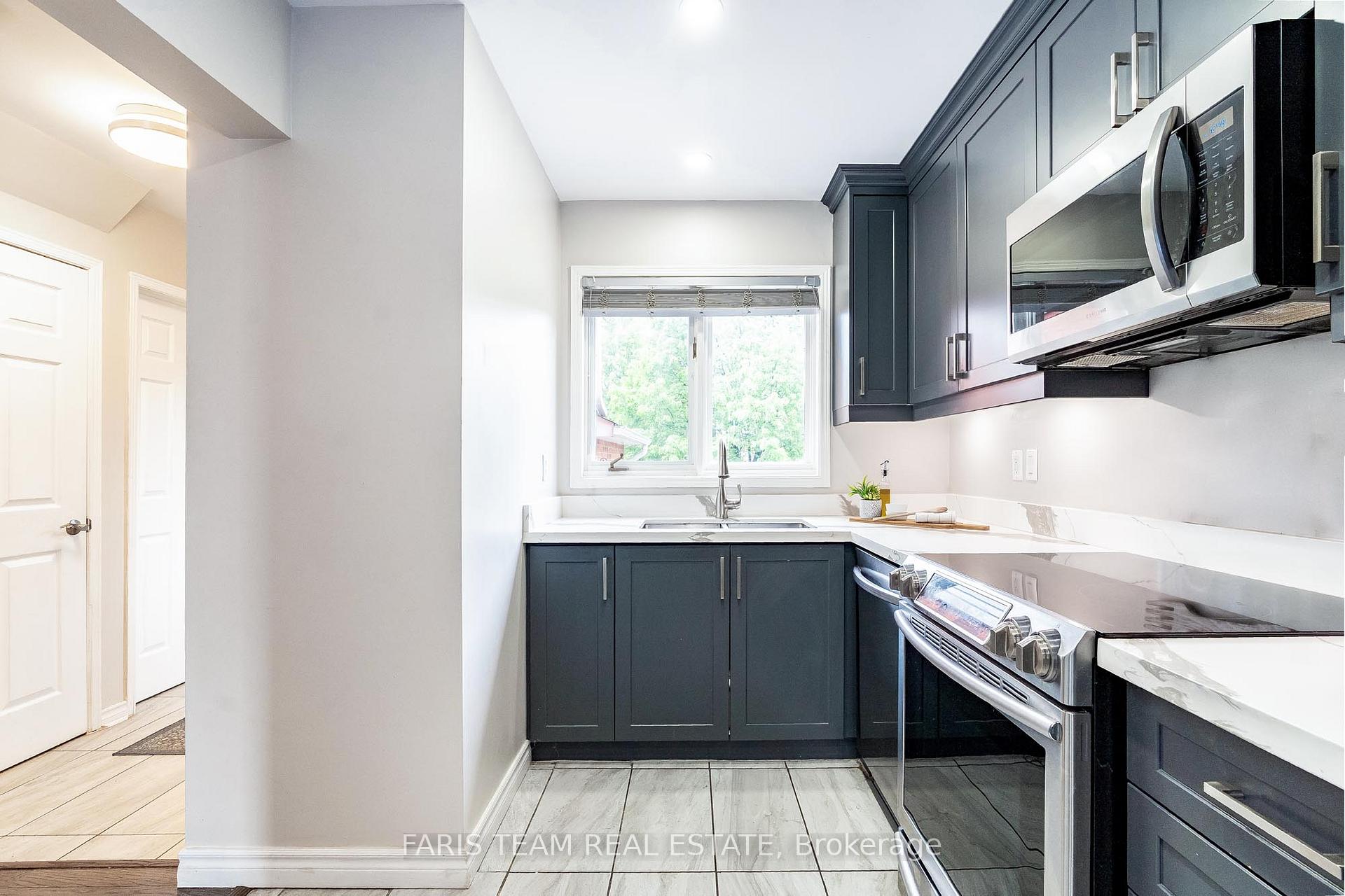 Photo 4 of 1201 Hill Street, Innisfil, Alcona — HOMEH