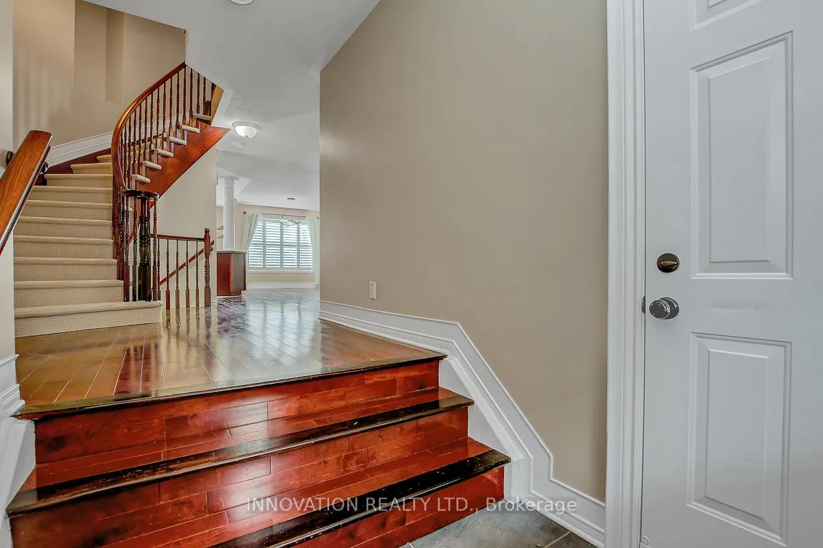 Photo 2 of 5 Ipswich Terrace, Ottawa, Kanata - Morgan's Grant/South March — HOMEH