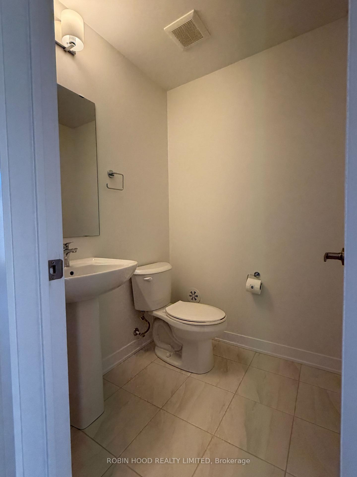 Photo 6 of 72 York Downs Boulevard, Markham, Angus Glen — HOMEH