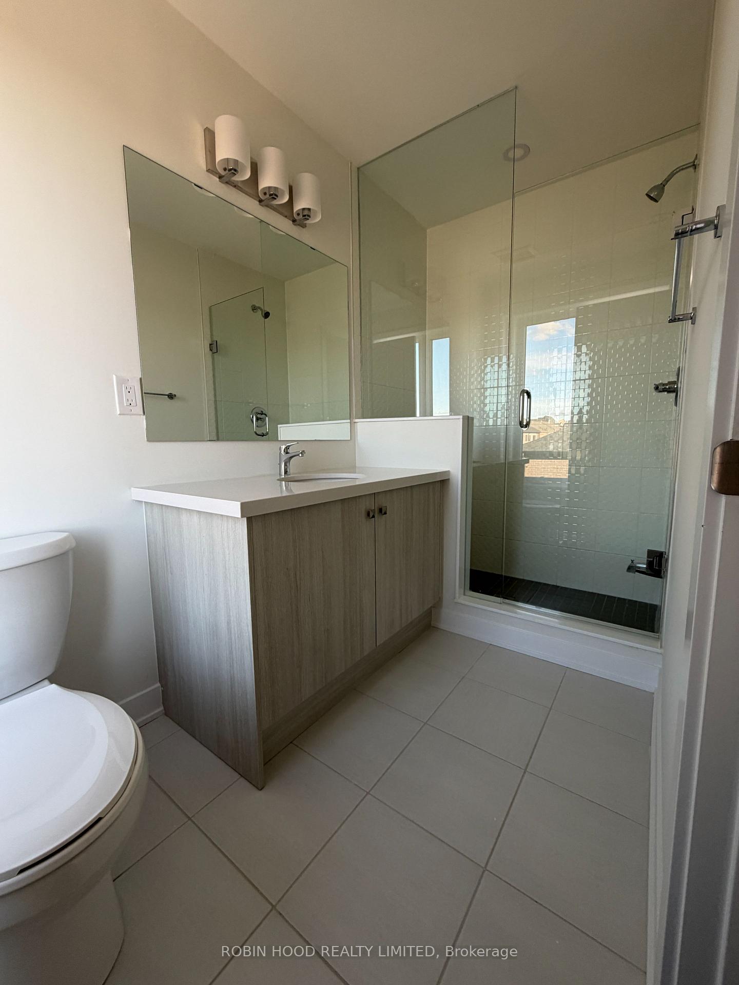Photo 8 of 72 York Downs Boulevard, Markham, Angus Glen — HOMEH