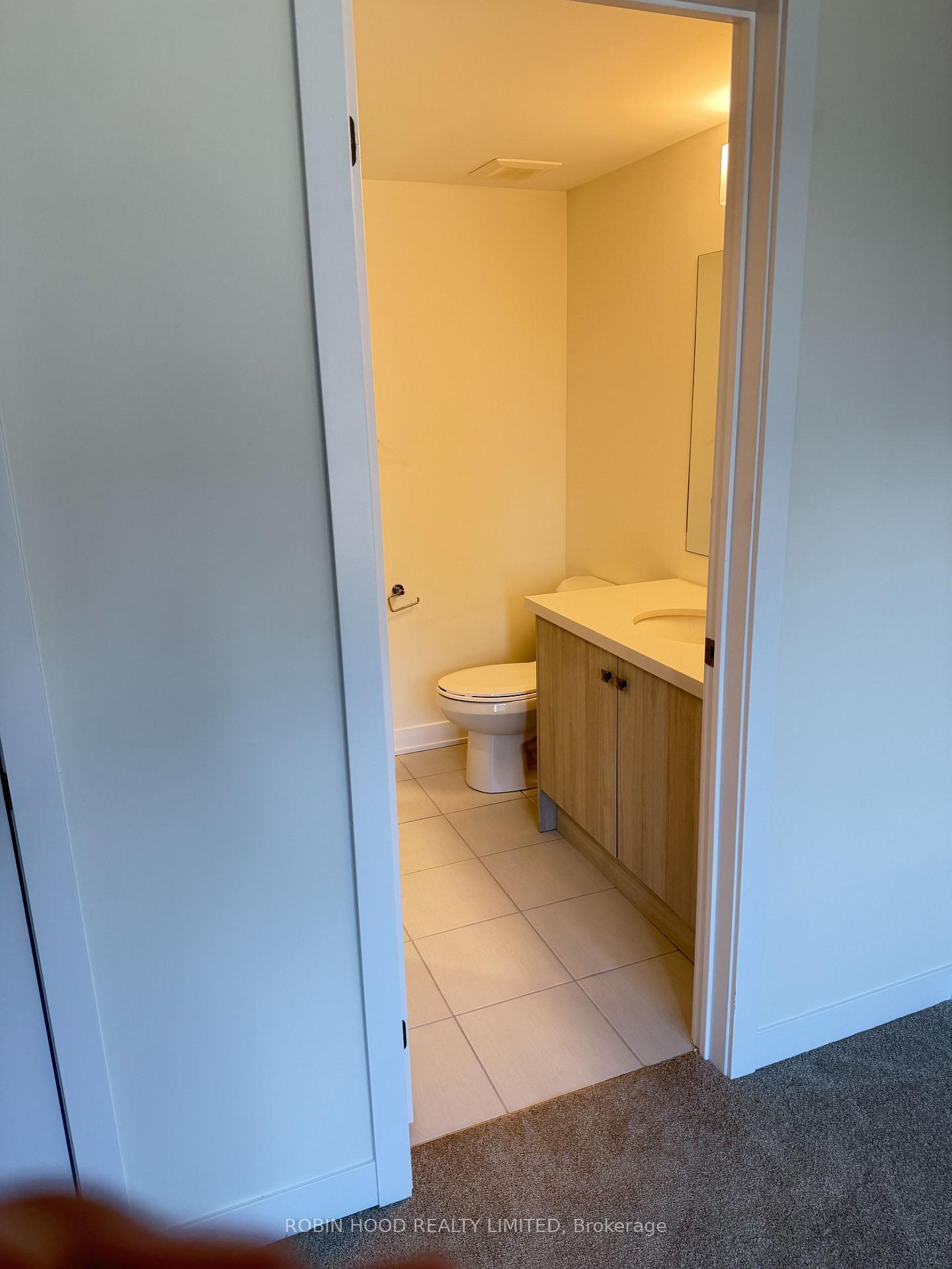 Photo 10 of 72 York Downs Boulevard, Markham, Angus Glen — HOMEH