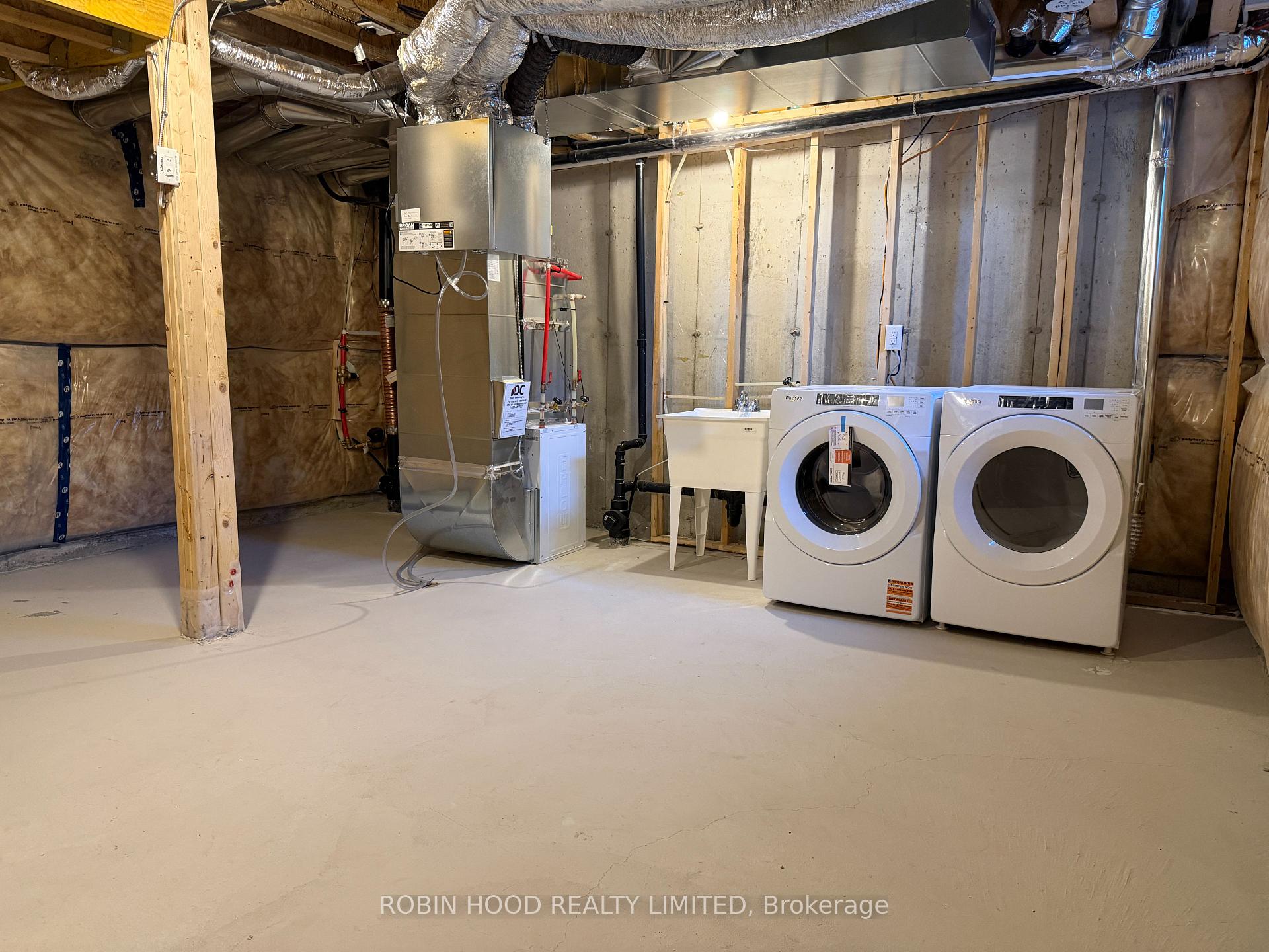 Photo 17 of 72 York Downs Boulevard, Markham, Angus Glen — HOMEH