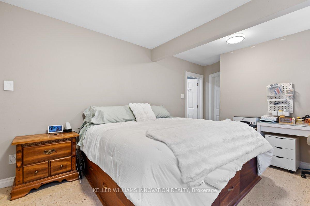 Photo 21 of 40 Rennie Drive, Kitchener — HOMEH