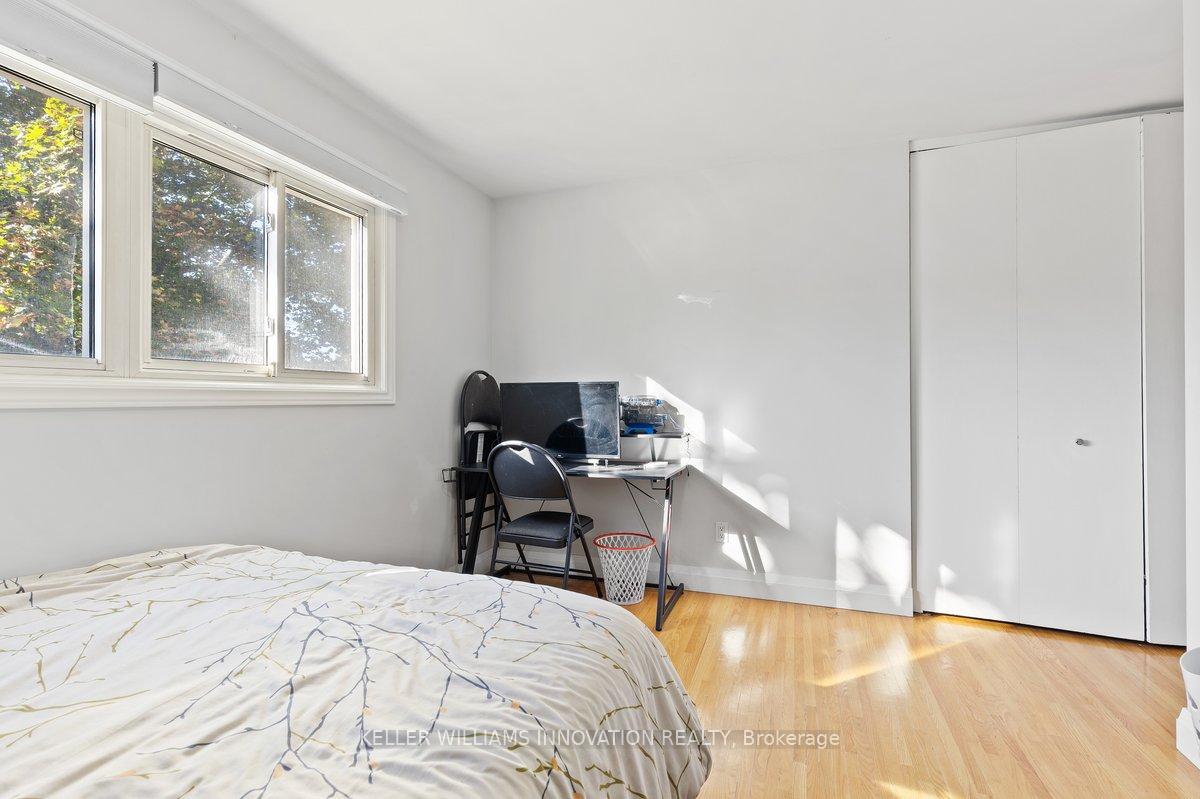Photo 28 of 40 Rennie Drive, Kitchener — HOMEH