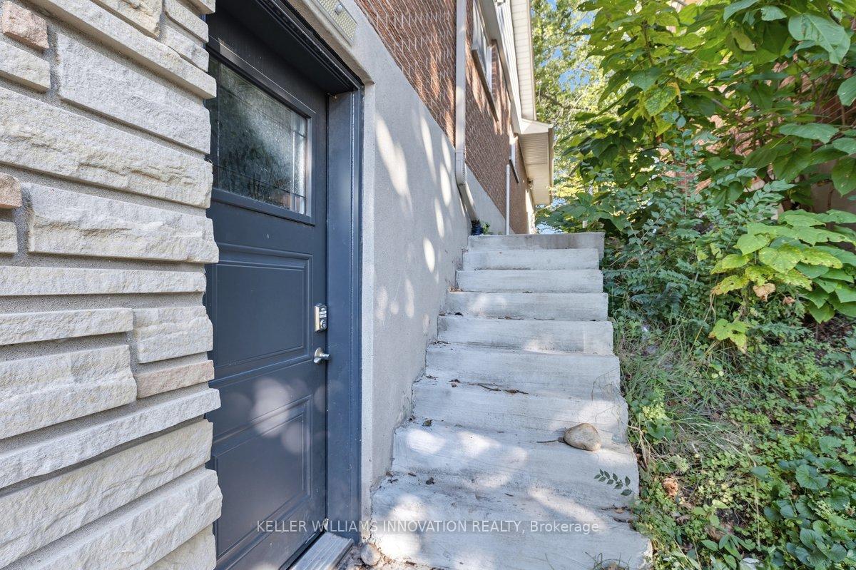 Photo 36 of 40 Rennie Drive, Kitchener — HOMEH