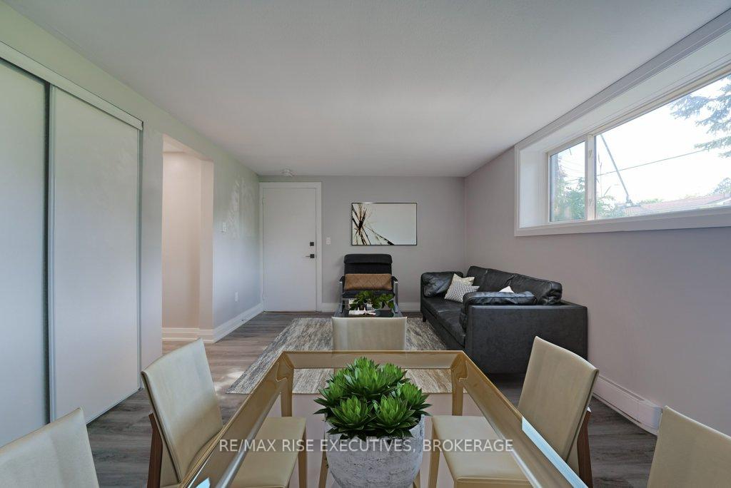Photo 4 of Unit 3, 19 Baker Street, Kingston, Rideau — HOMEH