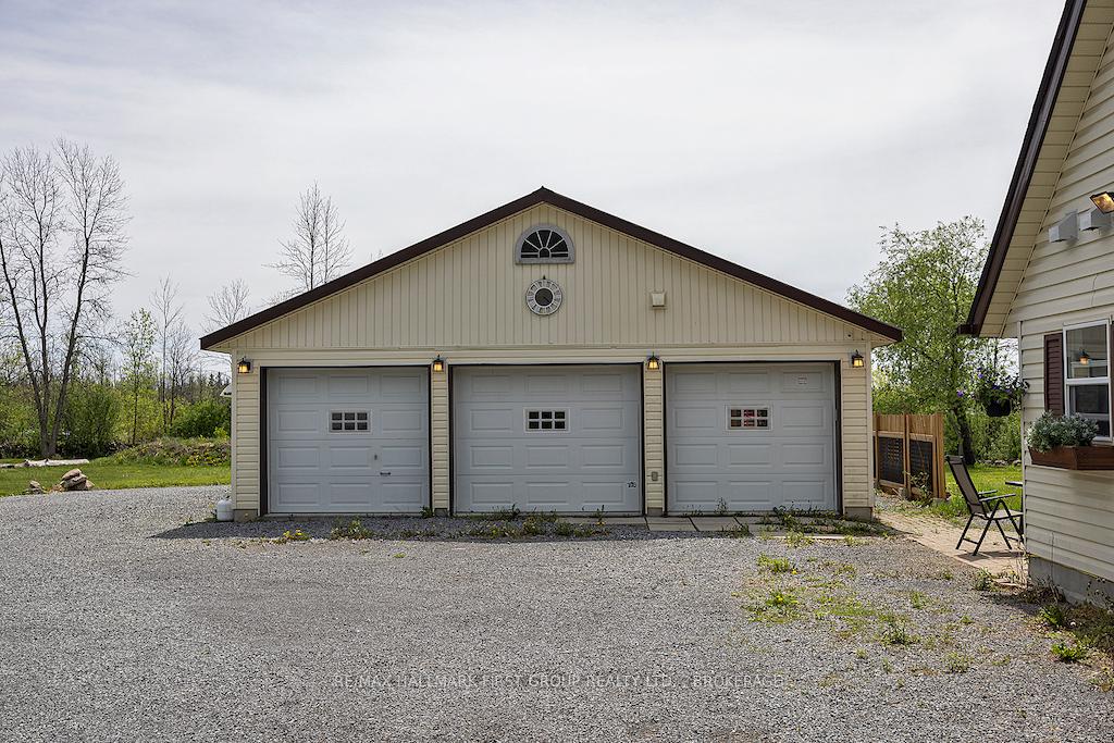 Photo 5 of 4630 Highway 2, Loyalist, Lennox and Addington - South — HOMEH