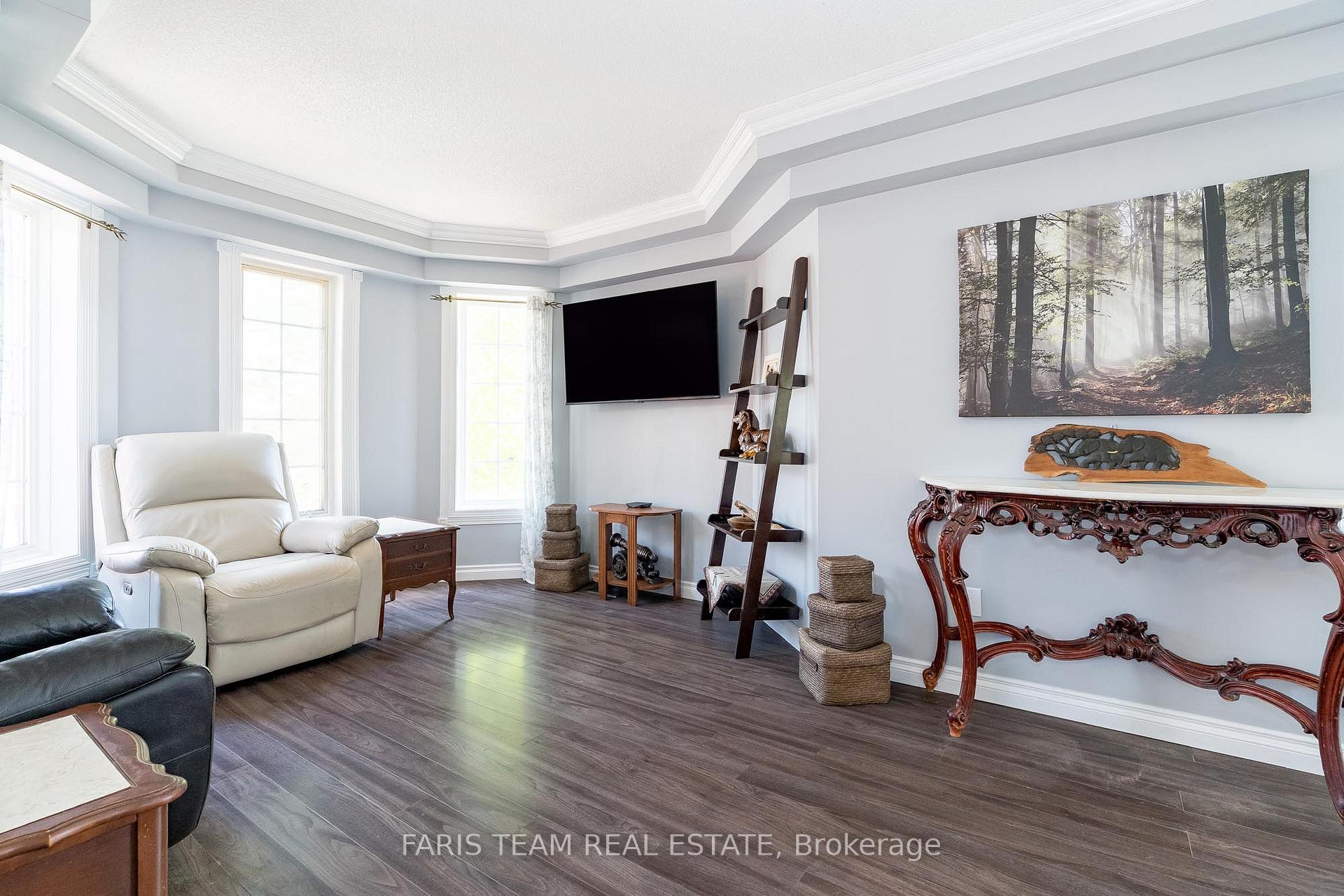 Photo 9 of 1358 Vincent Crescent, Innisfil, Alcona — HOMEH