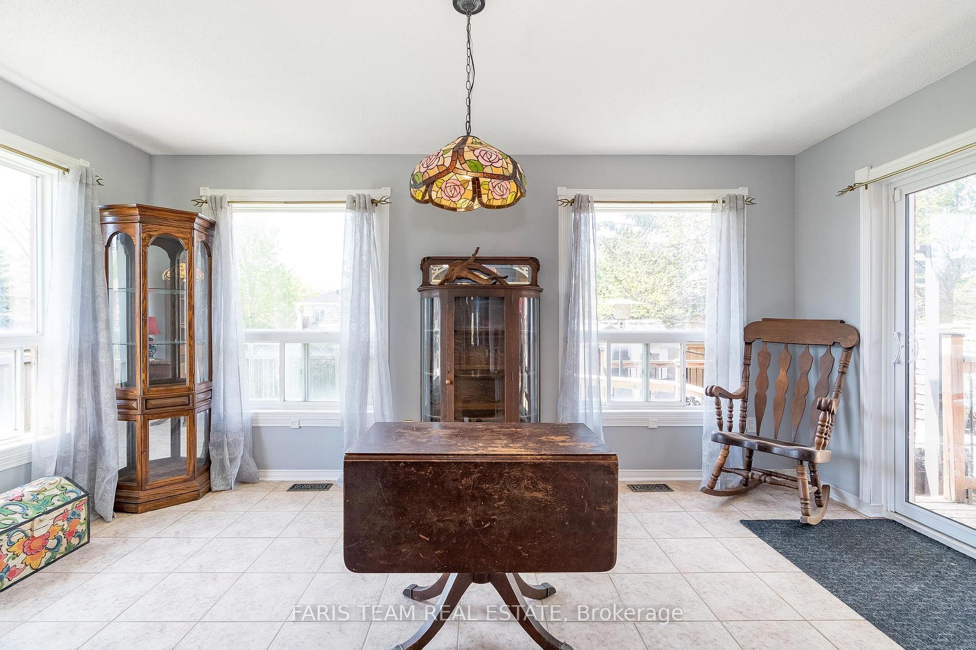 Photo 11 of 1358 Vincent Crescent, Innisfil, Alcona — HOMEH