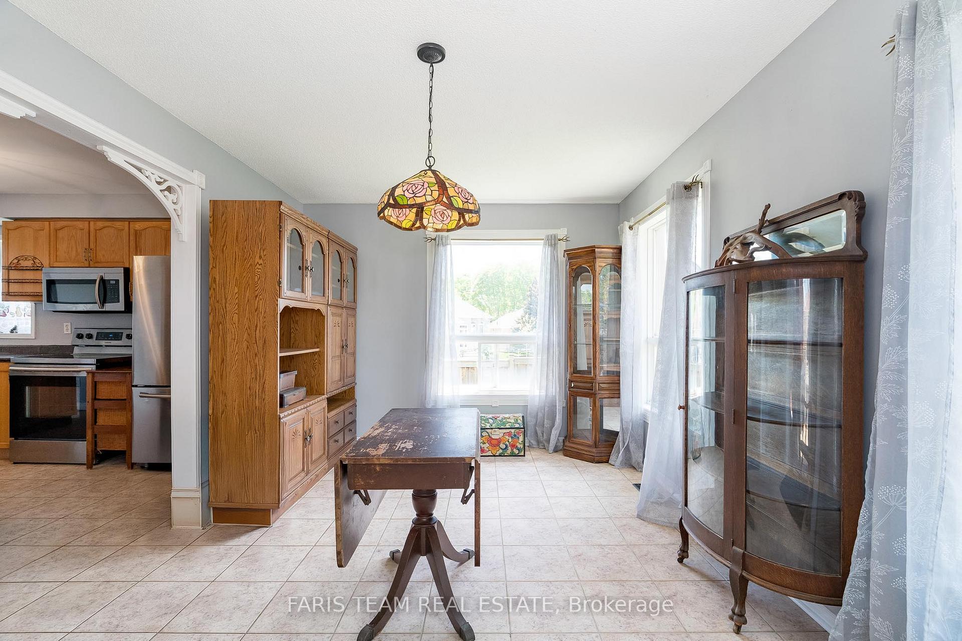 Photo 12 of 1358 Vincent Crescent, Innisfil, Alcona — HOMEH