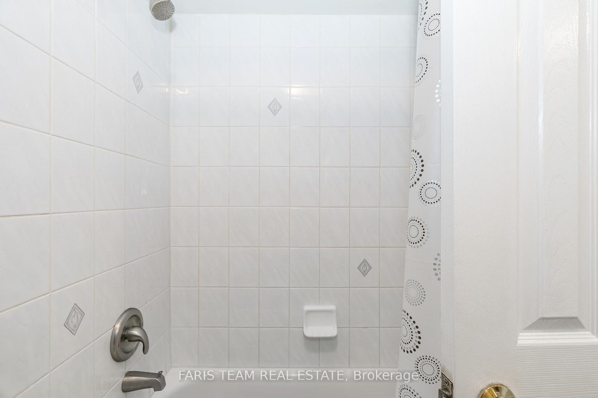 Photo 17 of 1358 Vincent Crescent, Innisfil, Alcona — HOMEH
