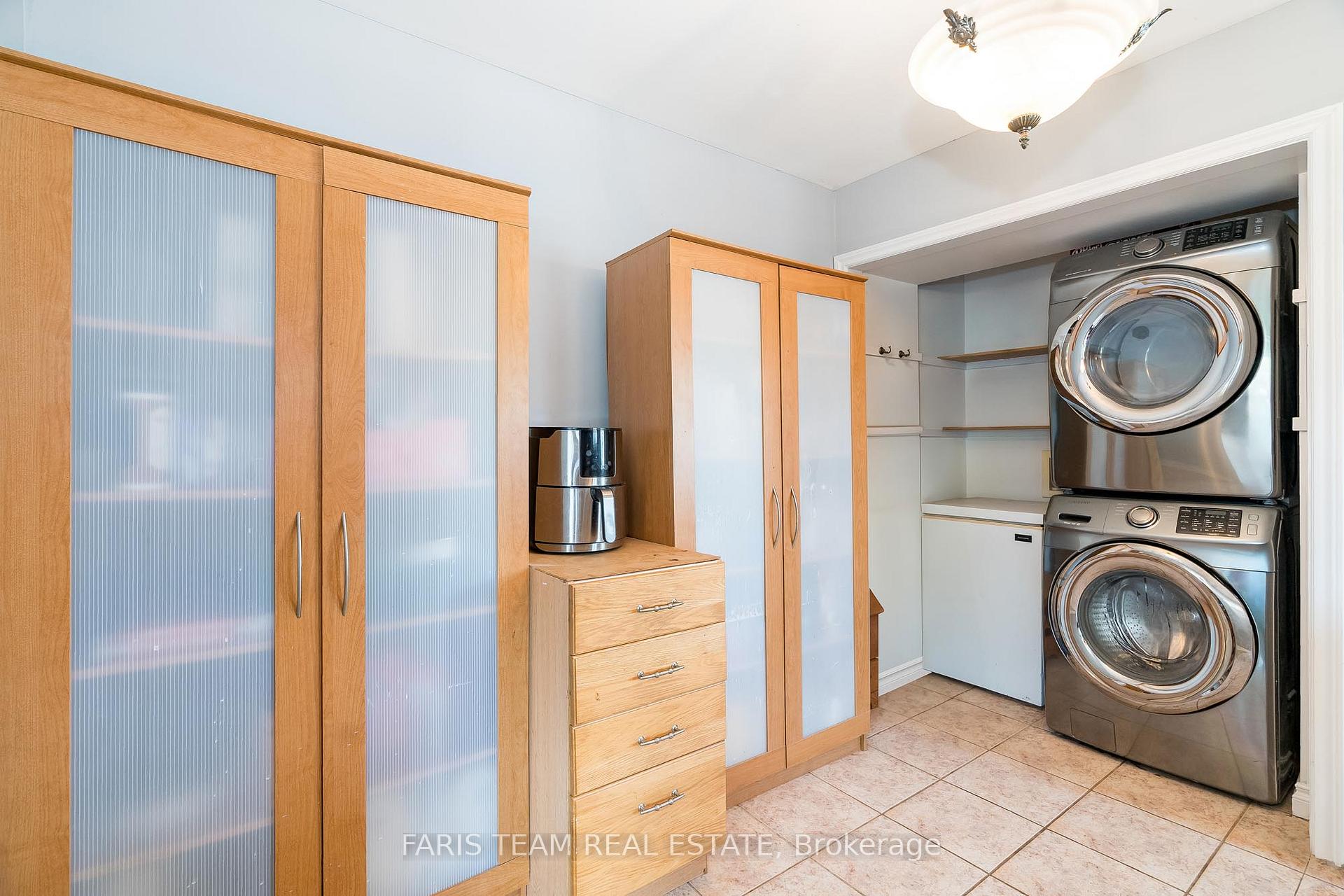 Photo 18 of 1358 Vincent Crescent, Innisfil, Alcona — HOMEH