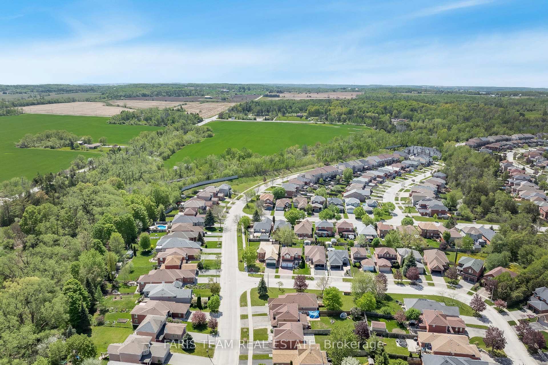 Photo 29 of 1358 Vincent Crescent, Innisfil, Alcona — HOMEH