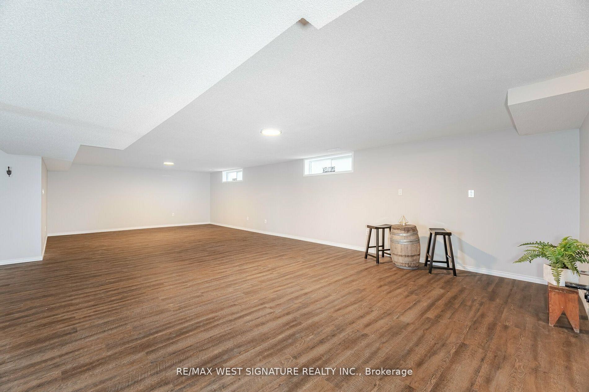 Photo 25 of 13485 8th concession Road, King, Rural King — HOMEH