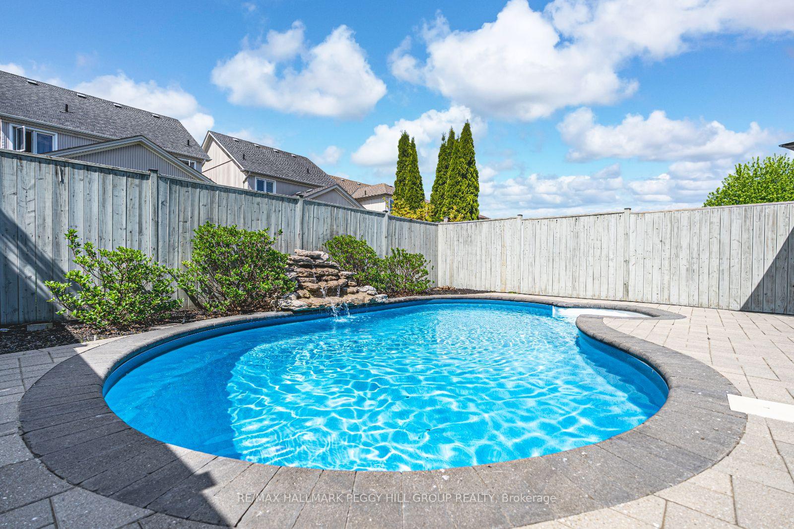 Photo 2 of 1118 Kell Street, Innisfil, Alcona — HOMEH