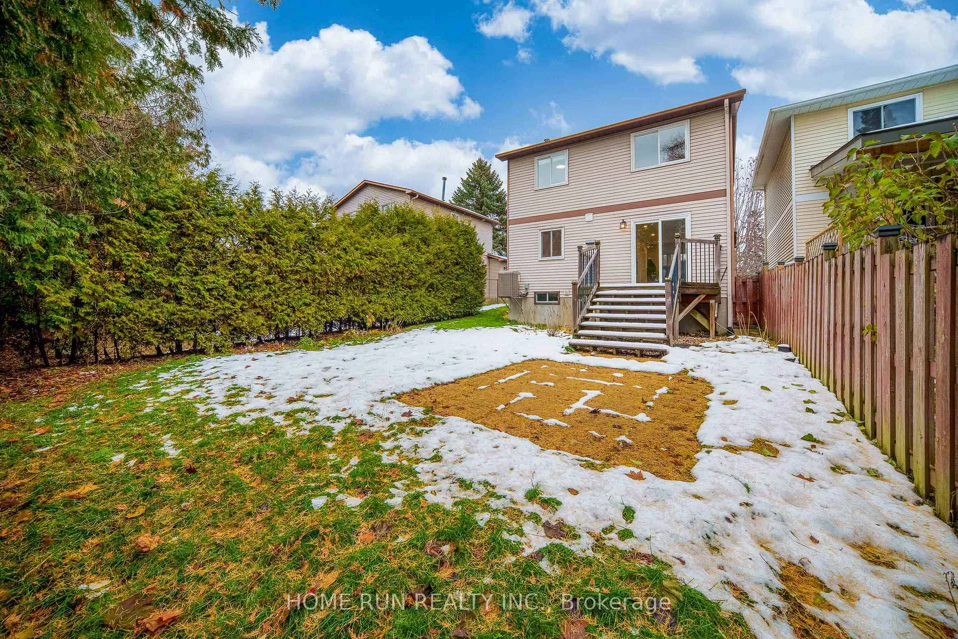 Photo 6 of 43 Rothesay Drive, Ottawa, Kanata - Glencairn/Hazeldean — HOMEH