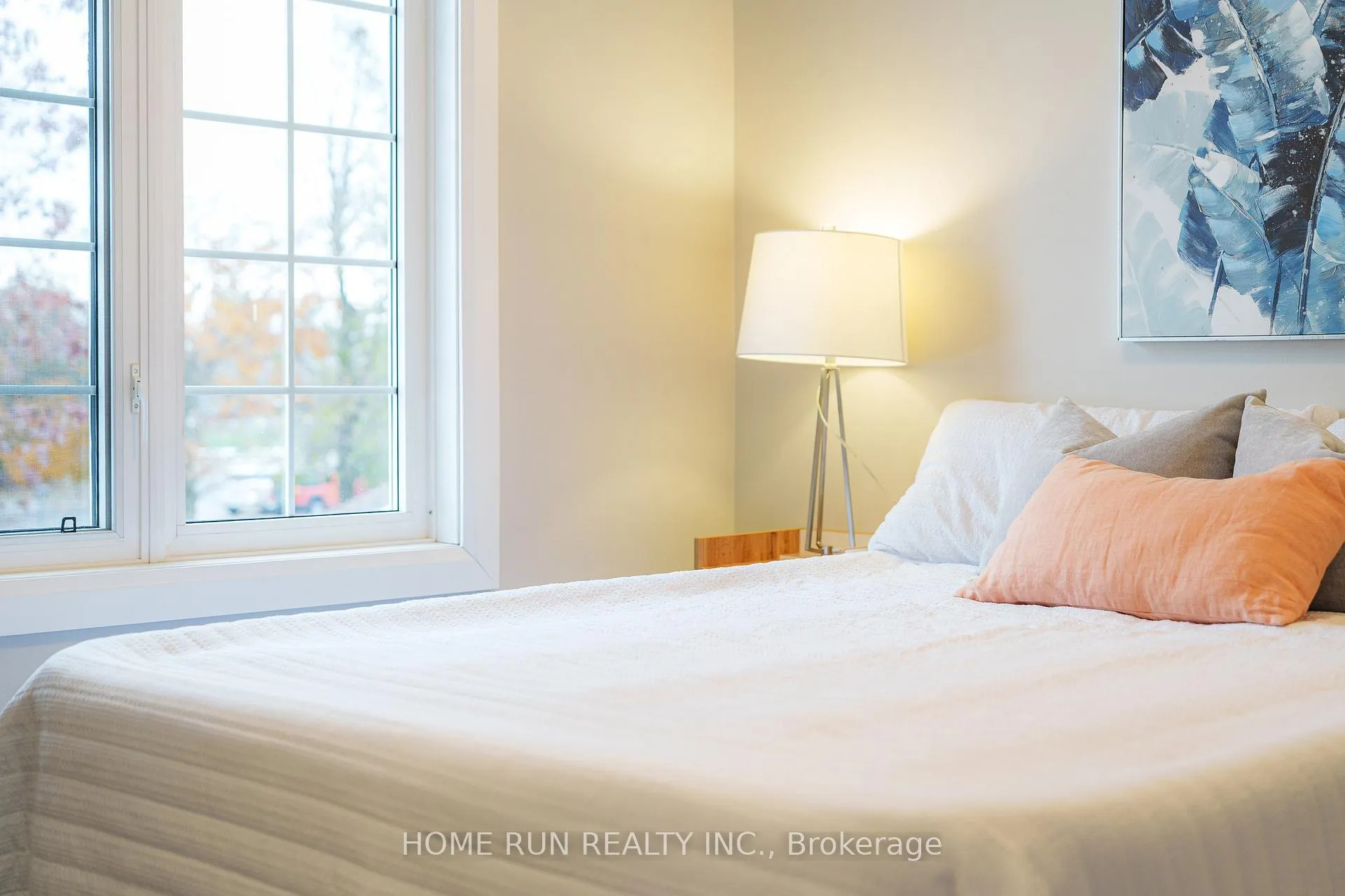 Photo 13 of 43 Rothesay Drive, Ottawa, Kanata - Glencairn/Hazeldean — HOMEH