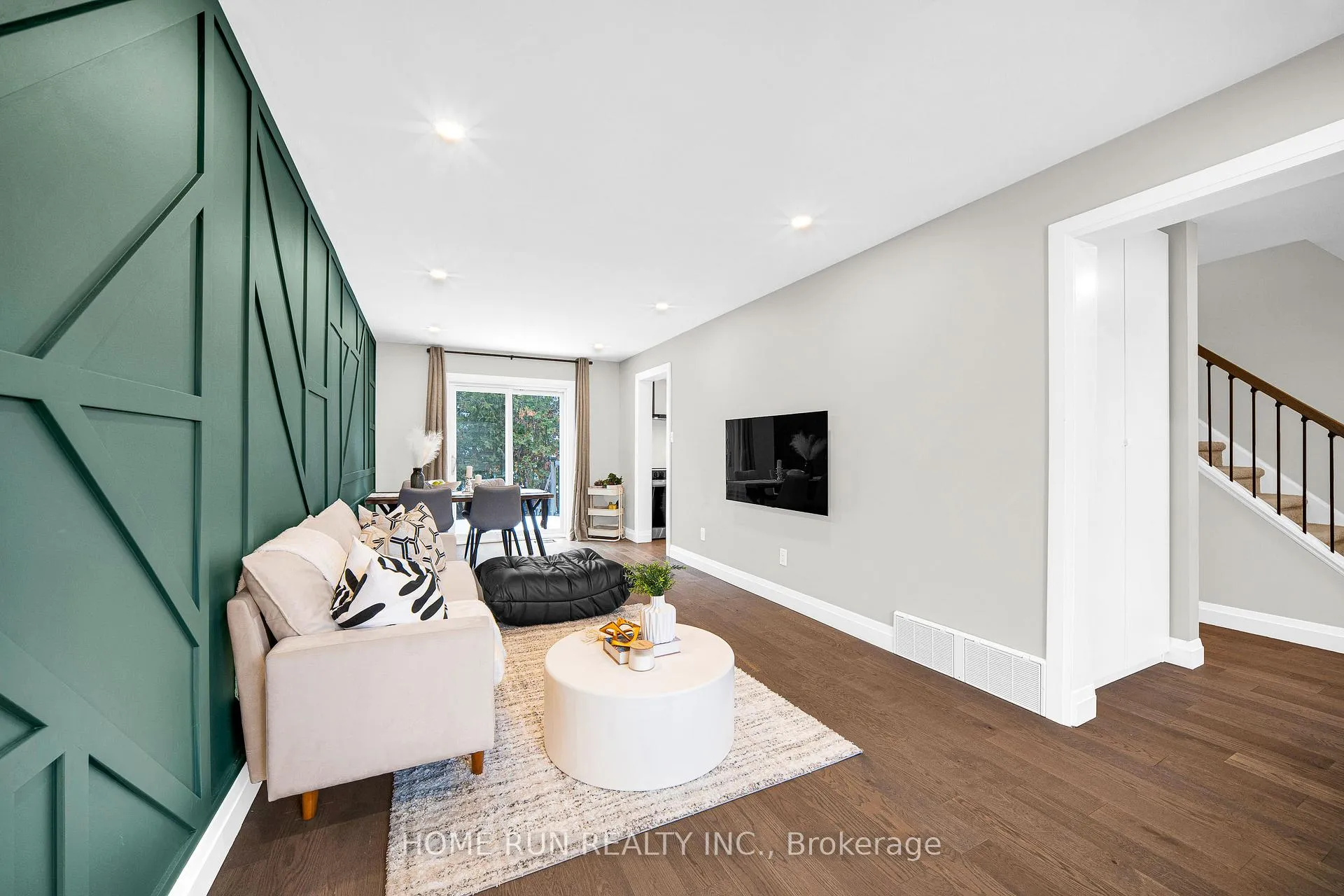 Photo 19 of 43 Rothesay Drive, Ottawa, Kanata - Glencairn/Hazeldean — HOMEH