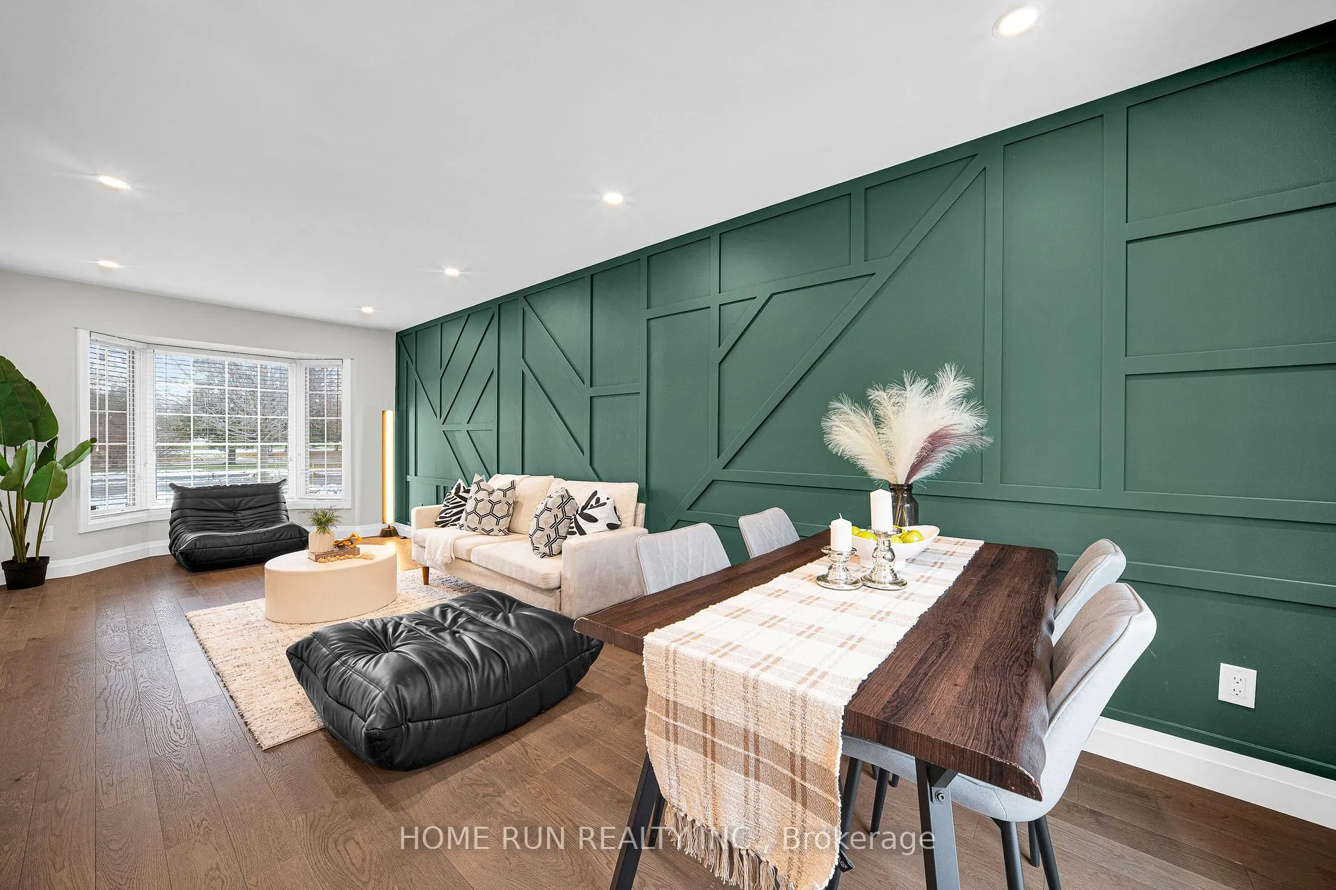 Photo 23 of 43 Rothesay Drive, Ottawa, Kanata - Glencairn/Hazeldean — HOMEH