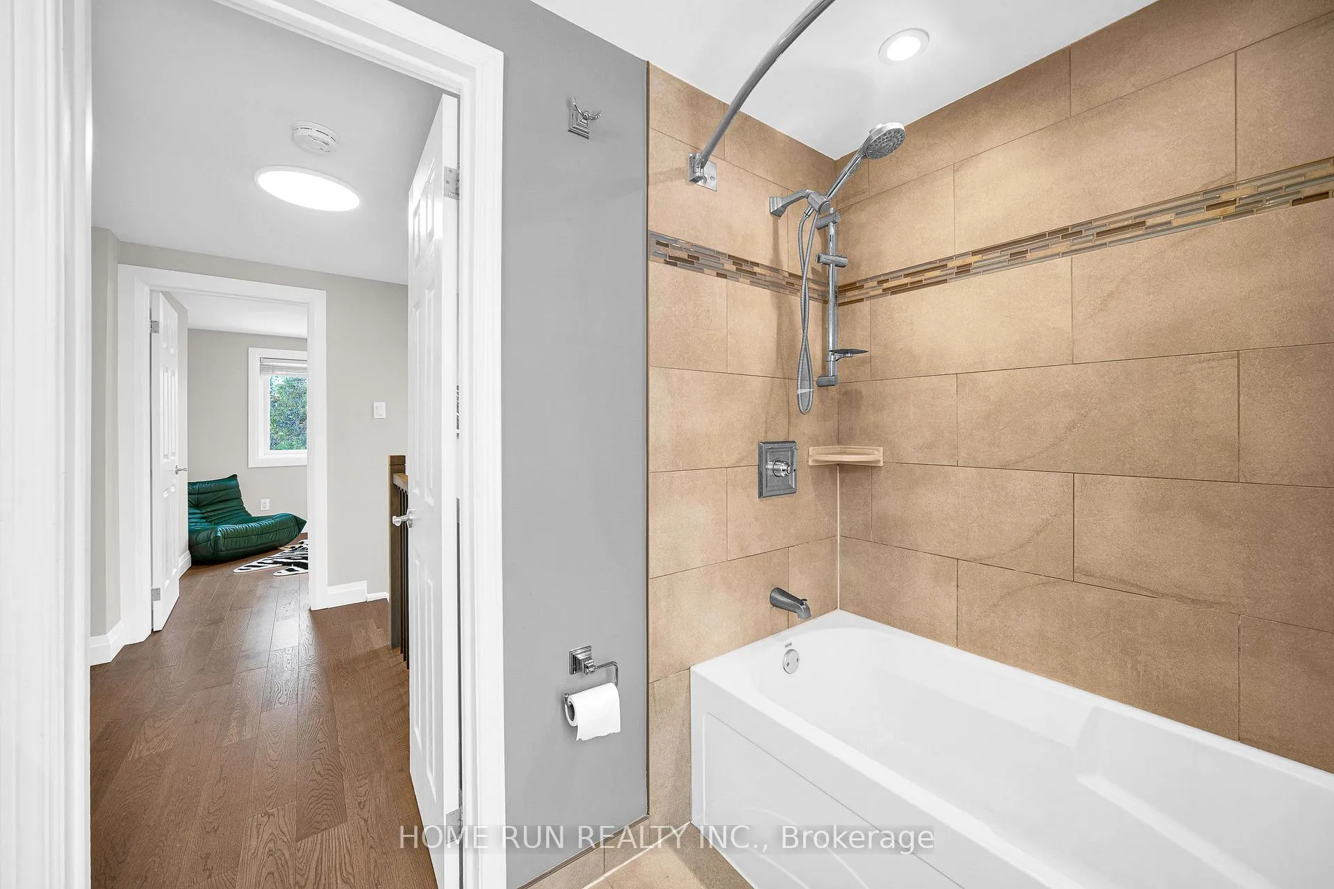 Photo 36 of 43 Rothesay Drive, Ottawa, Kanata - Glencairn/Hazeldean — HOMEH