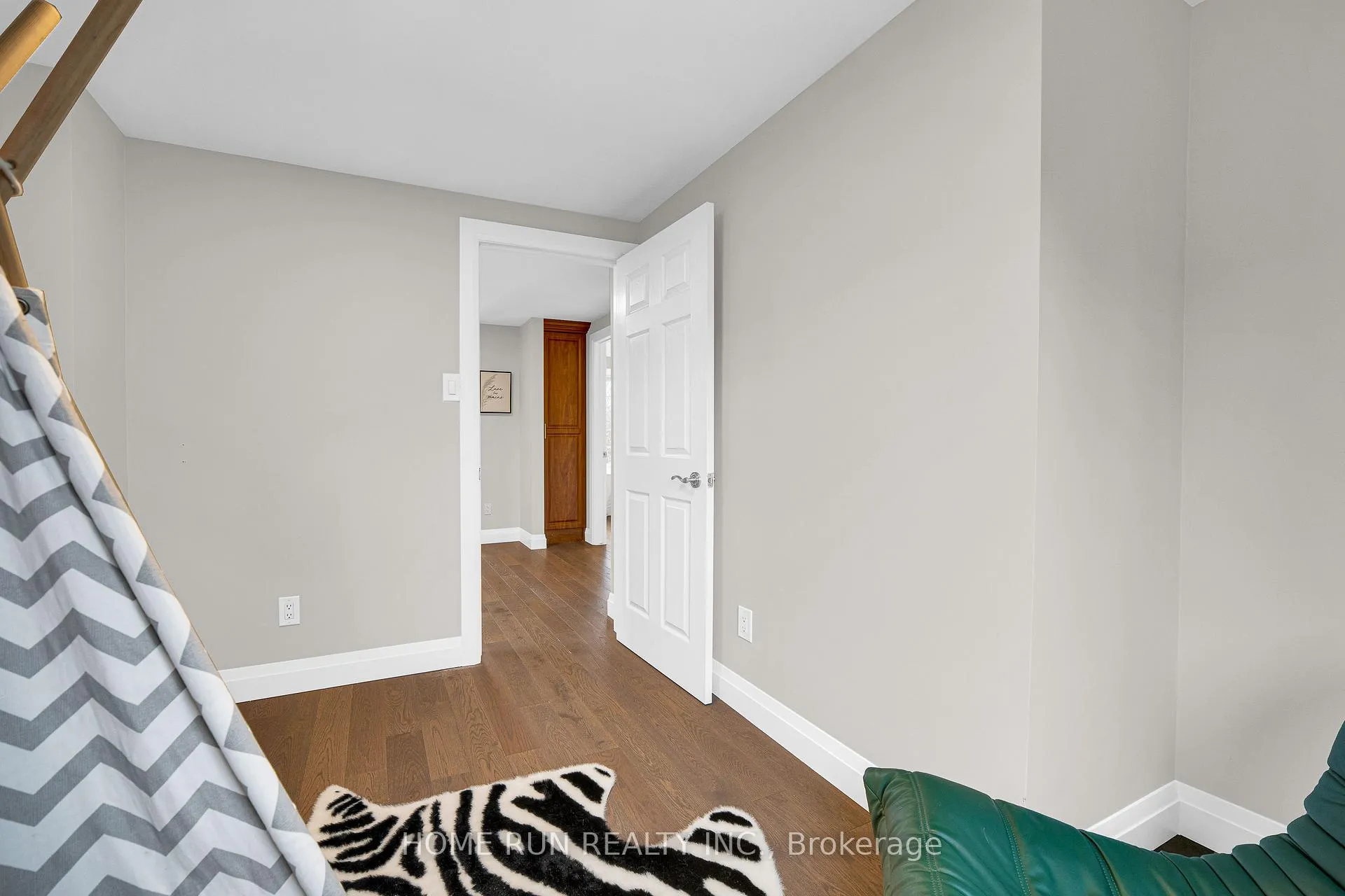 Photo 44 of 43 Rothesay Drive, Ottawa, Kanata - Glencairn/Hazeldean — HOMEH