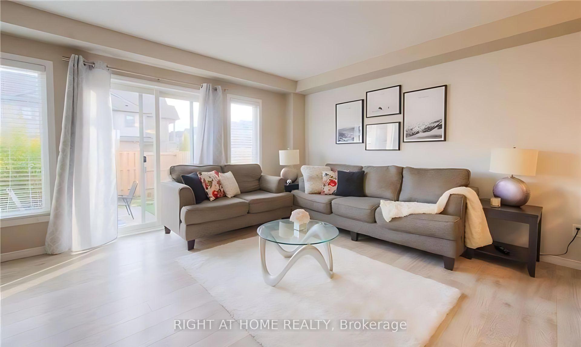 Photo 7 of 4 Meadowridge Street, Kitchener — HOMEH