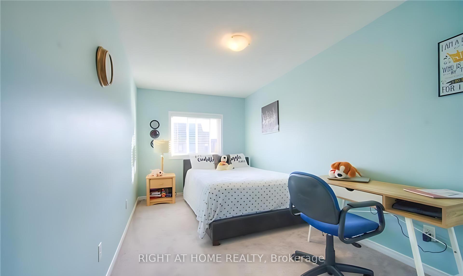 Photo 11 of 4 Meadowridge Street, Kitchener — HOMEH