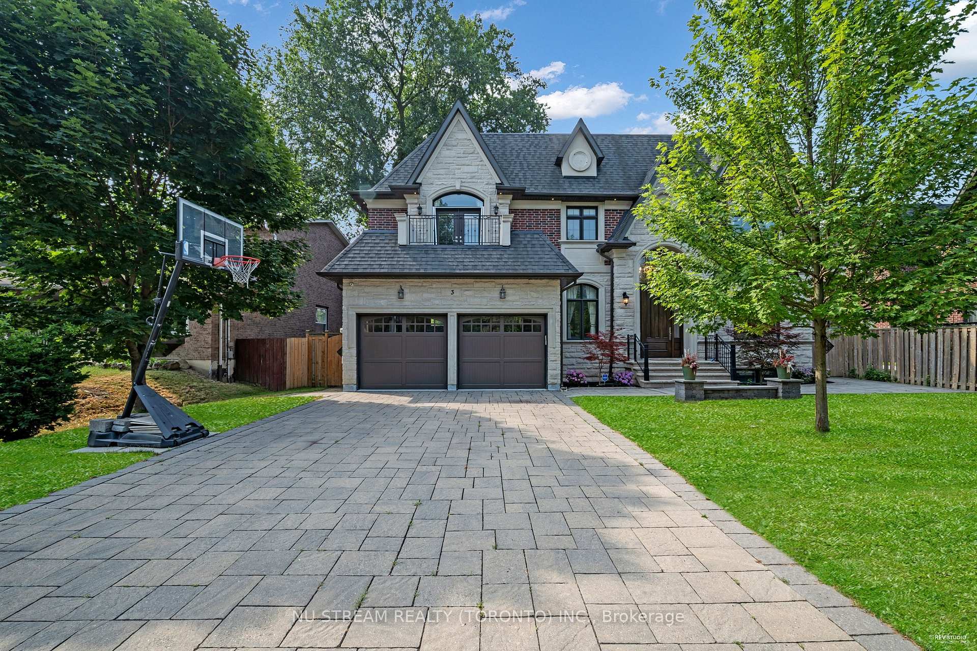 Photo 1 of 3 Greentree Road, Markham, Unionville — HOMEH